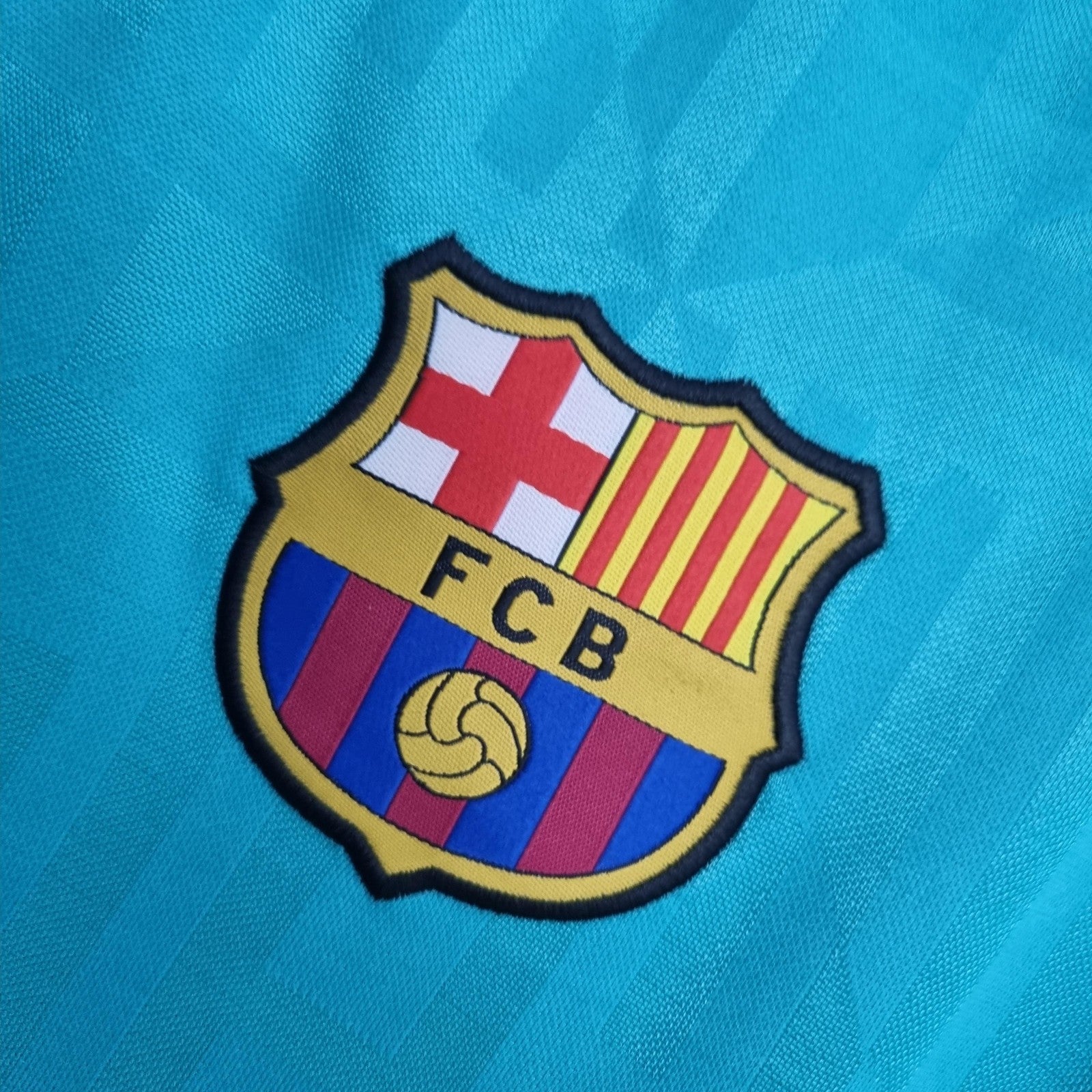 19 20 Barcelona Third Away