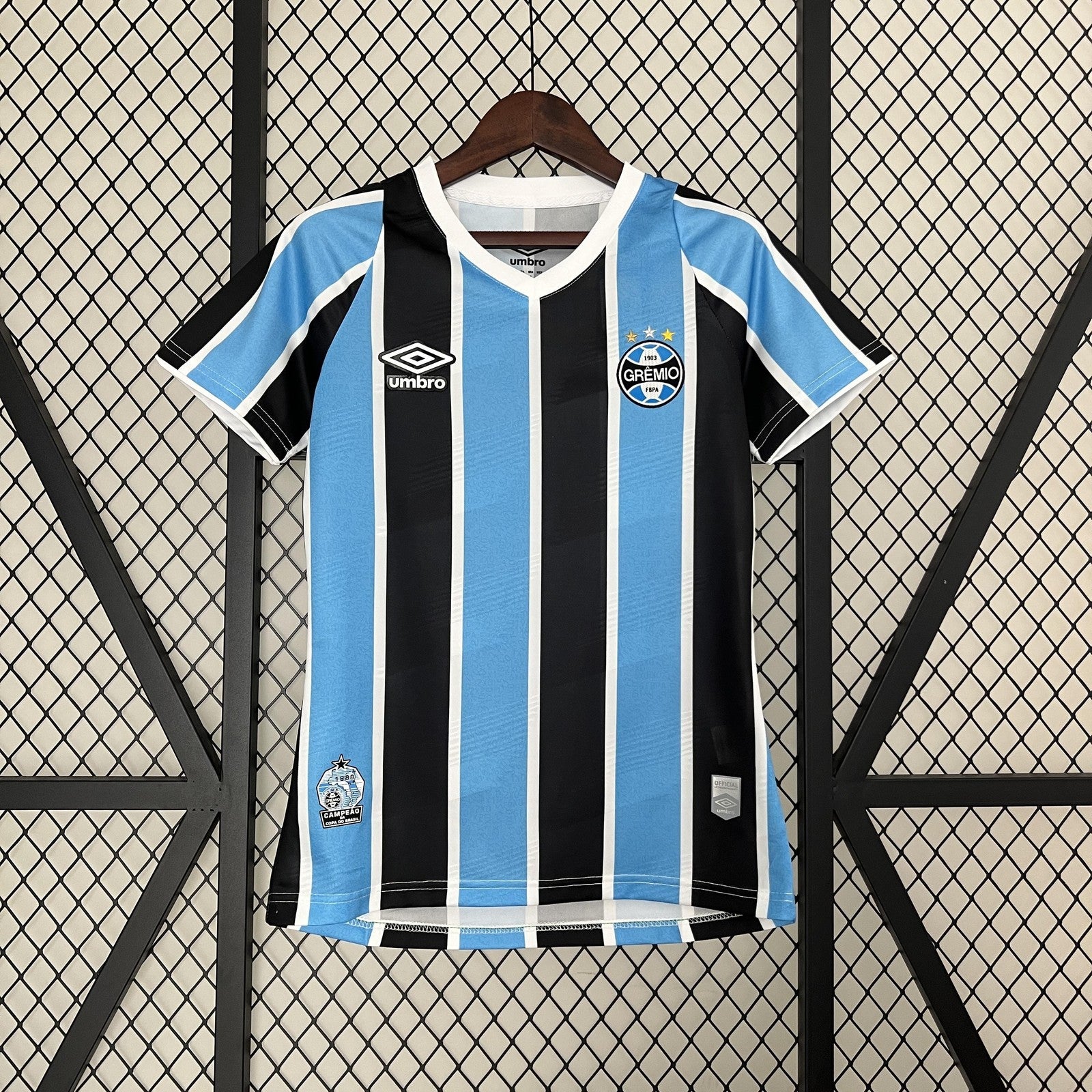 24 25 Women Gremio Home