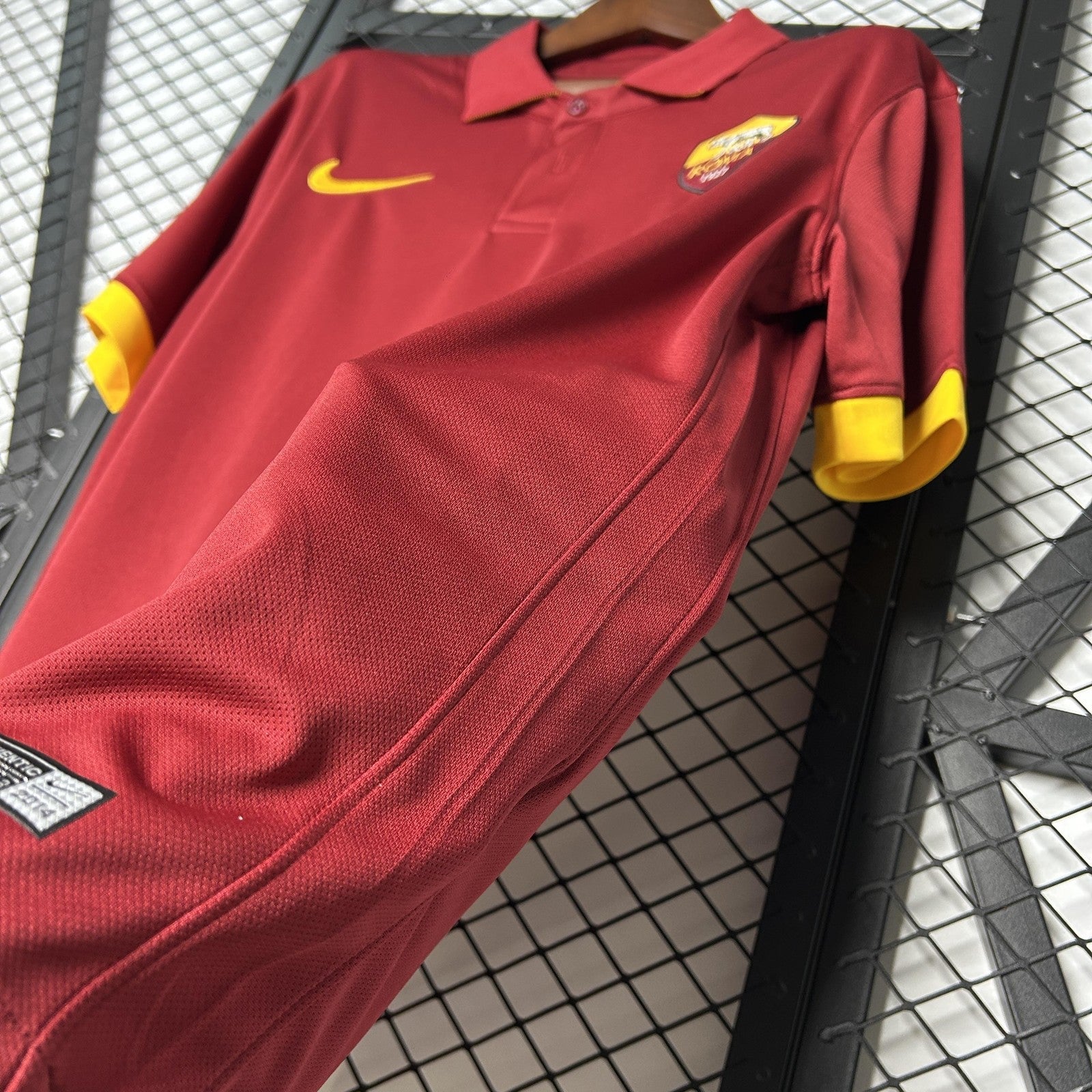 Retro Roma14 15 Home
