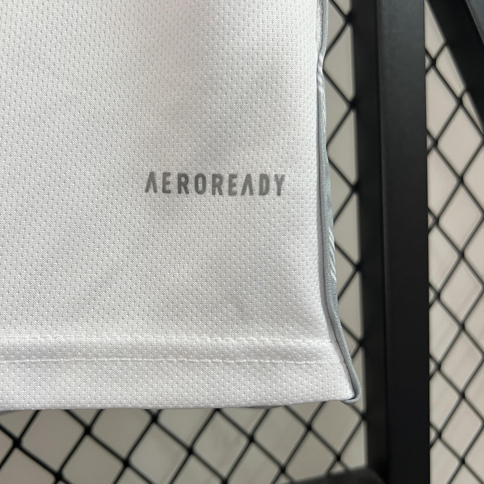 24 25 University of Chile Away