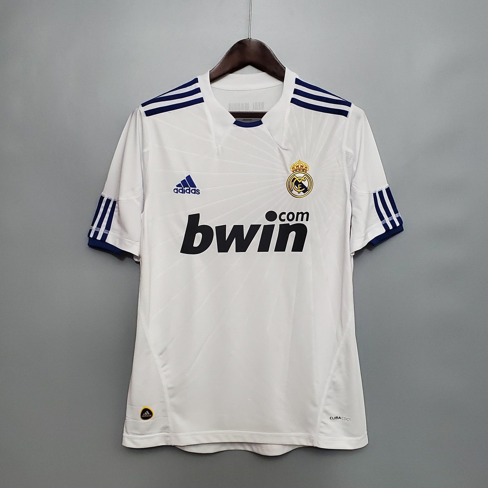 Retro Real Madrid 10 11 Home