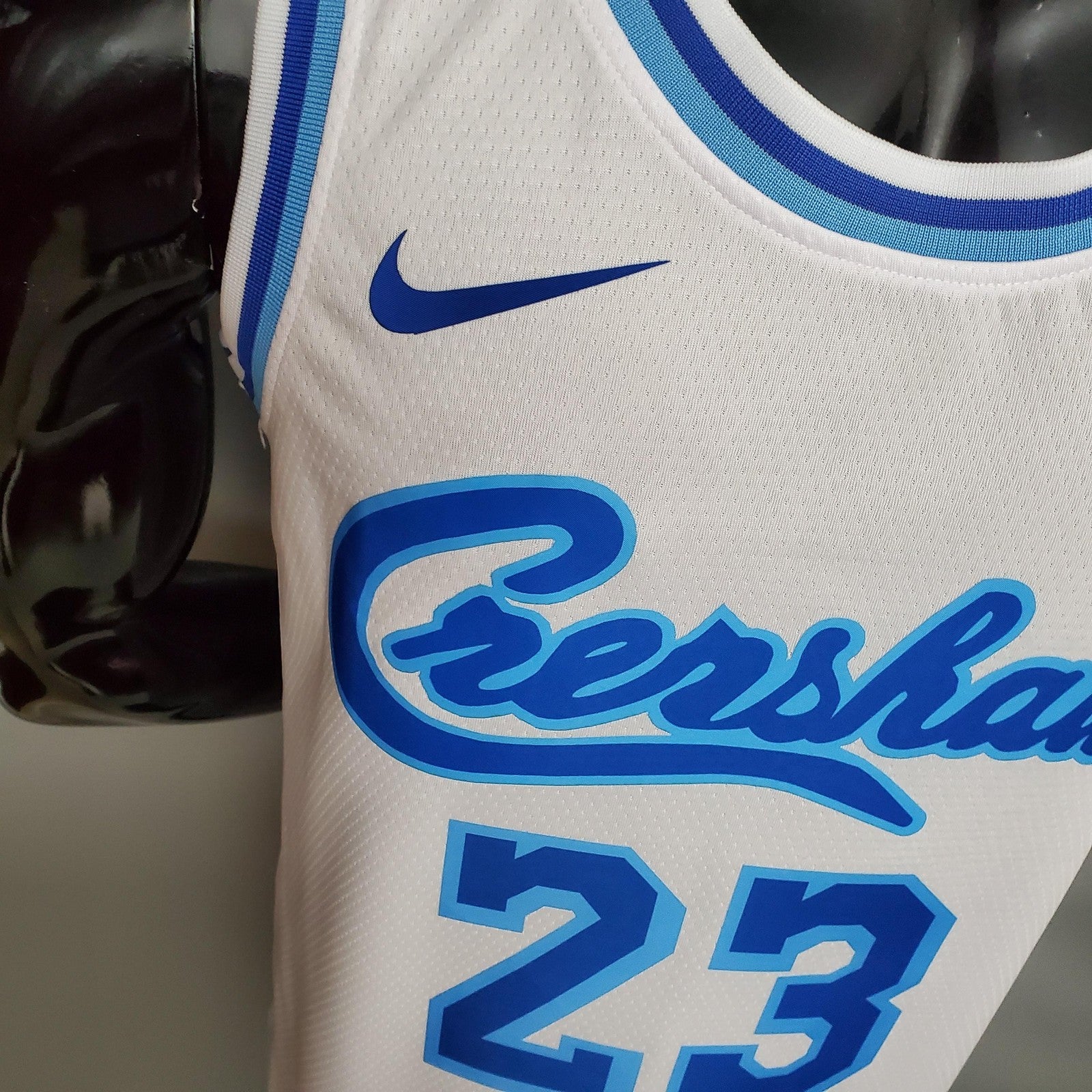 New James #23 Los Angeles Lakers White Nba Jersey Nike Connect Recognition