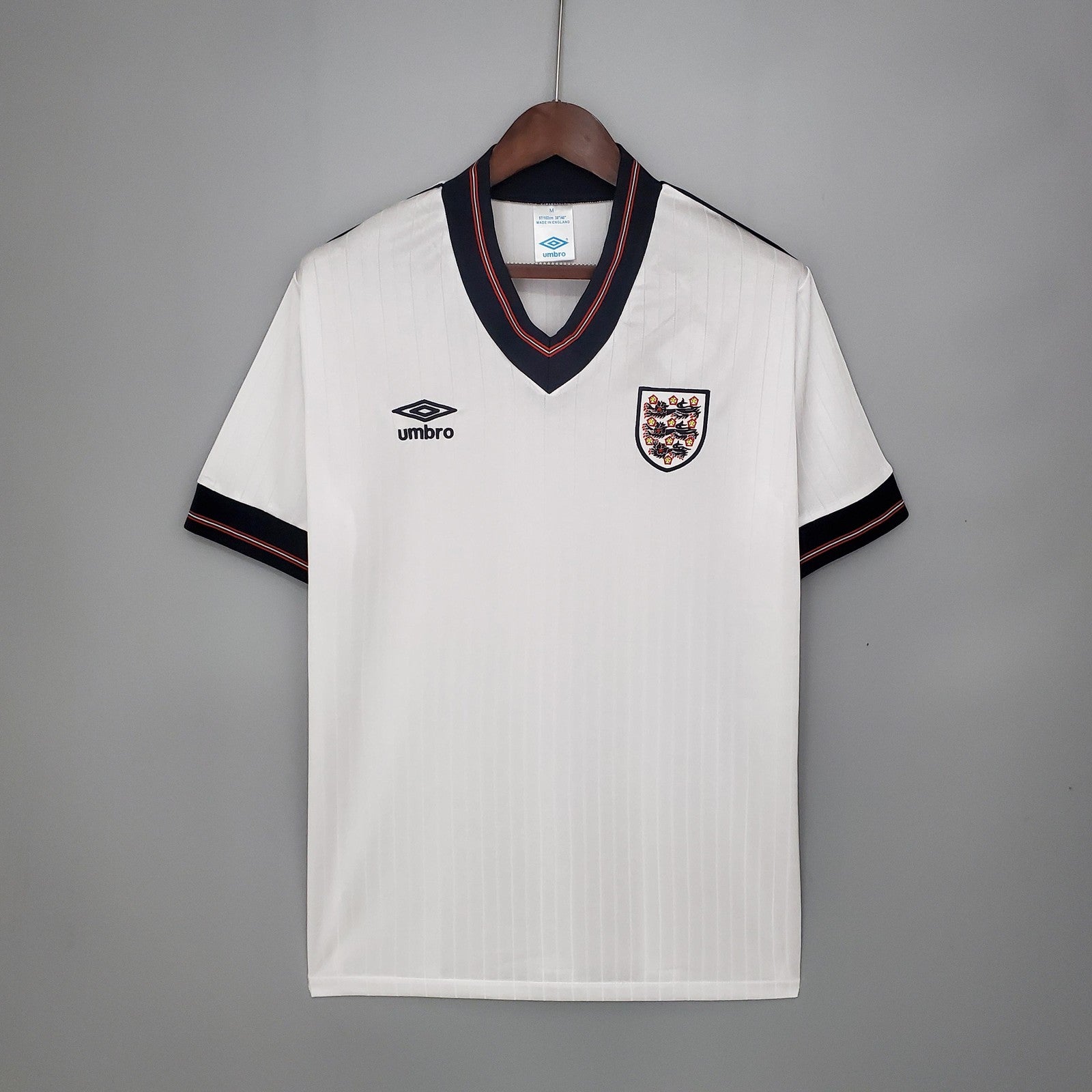 Retro England Home