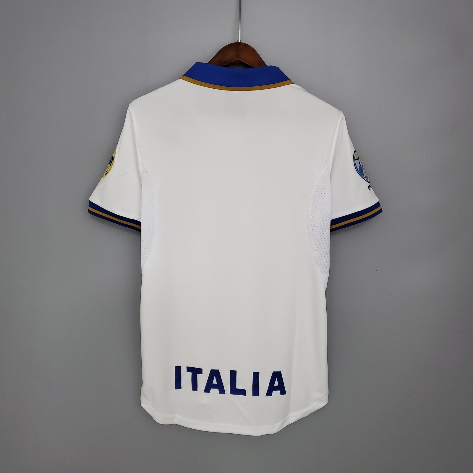 Retro Italy 1996 Away