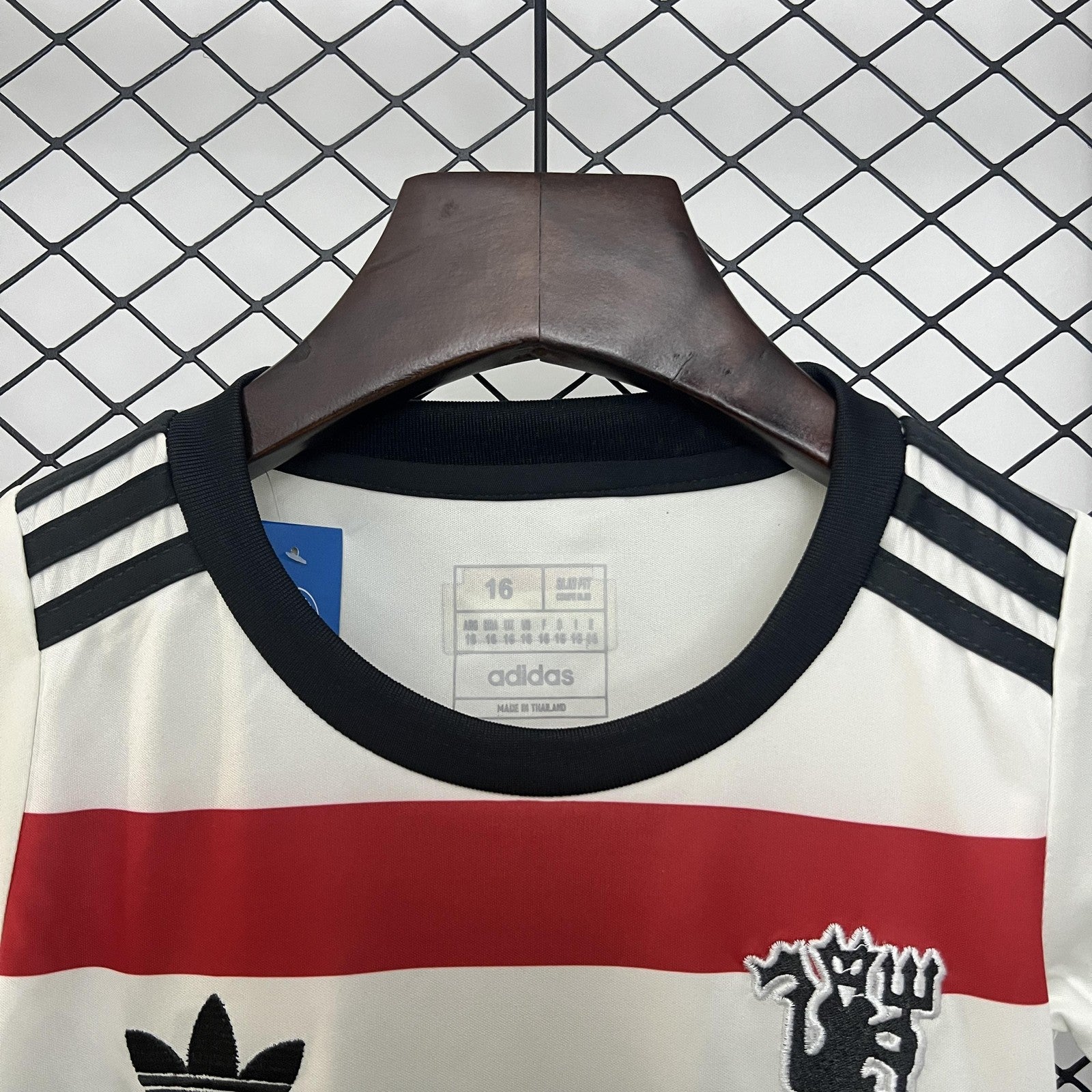 24 25 Kids M U Third Away