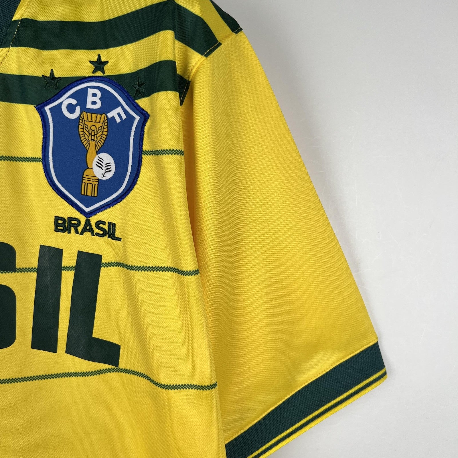 Retro Brazil 1984 Home