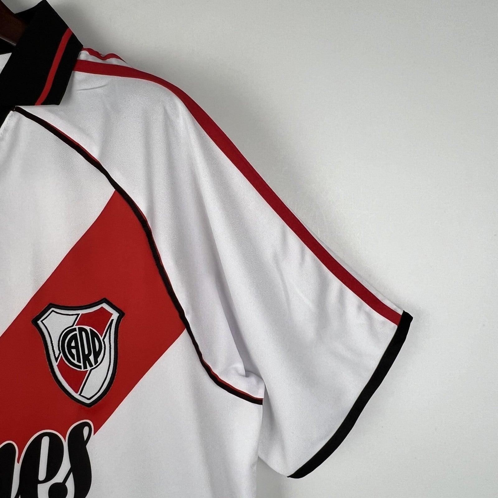 Retro River Plate Home