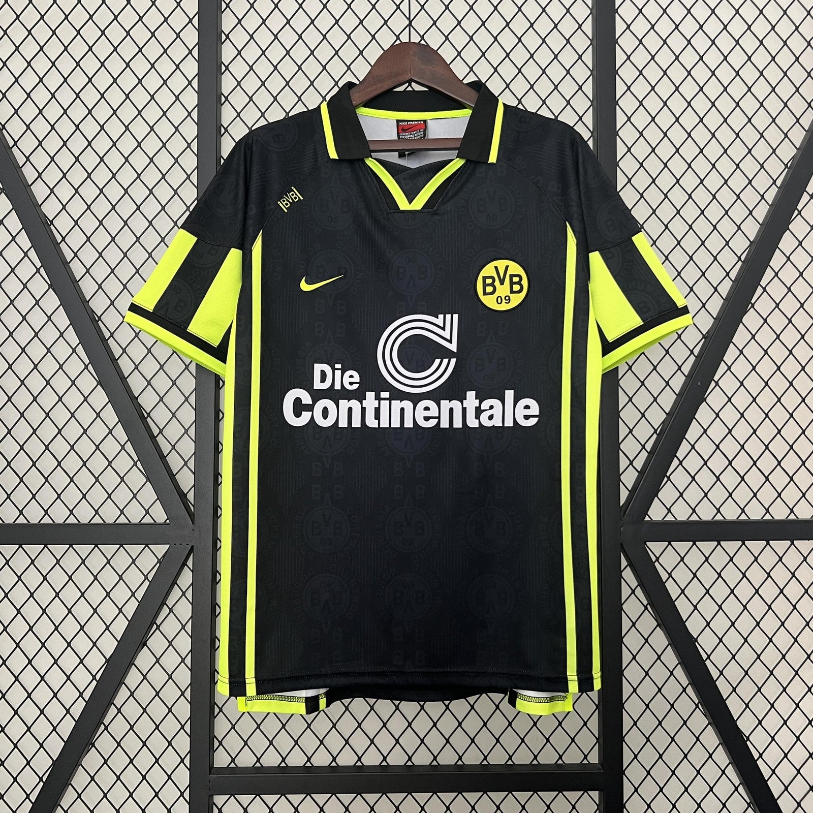 Retro Dortmund 96 97 Away