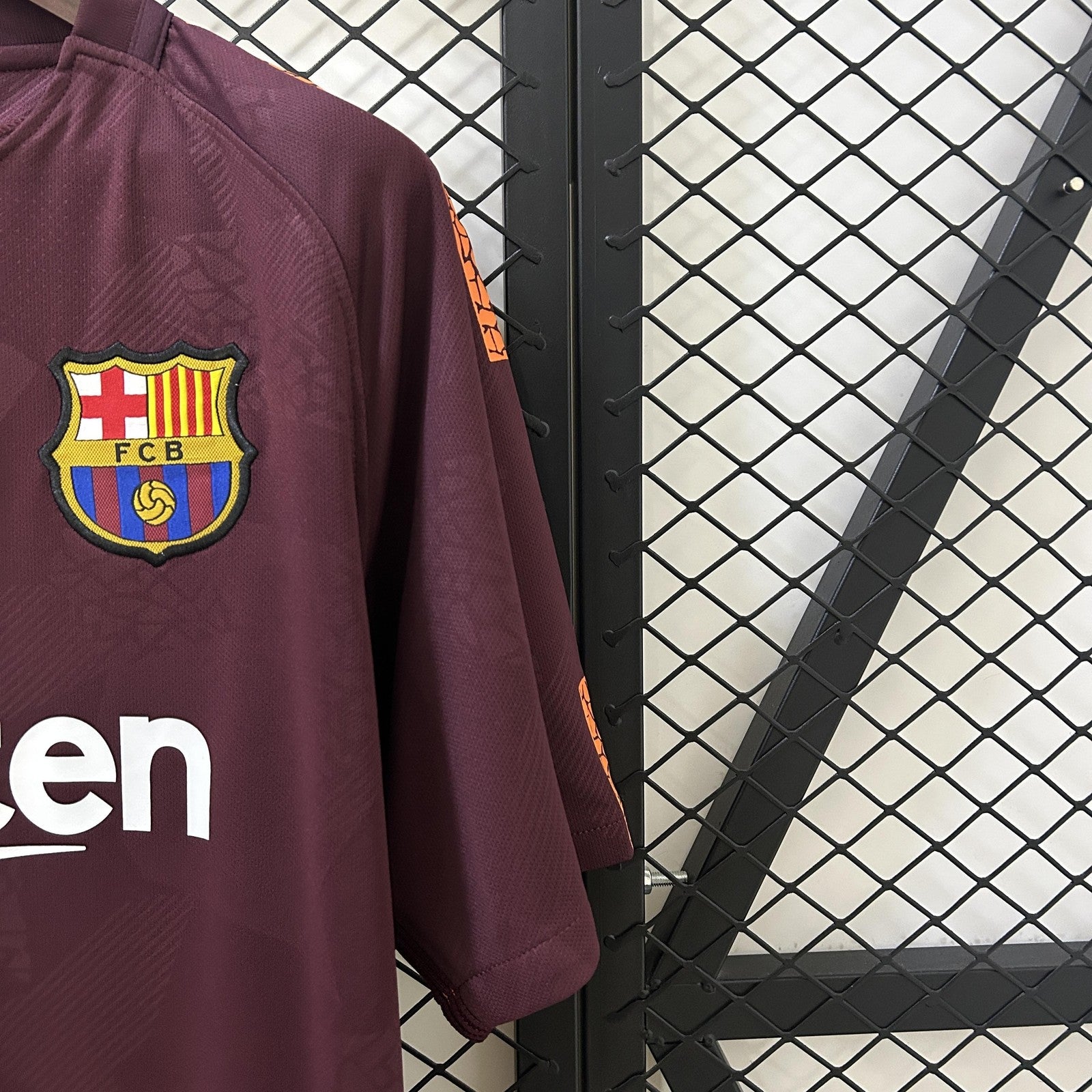 Retro Barcelona 17 18third