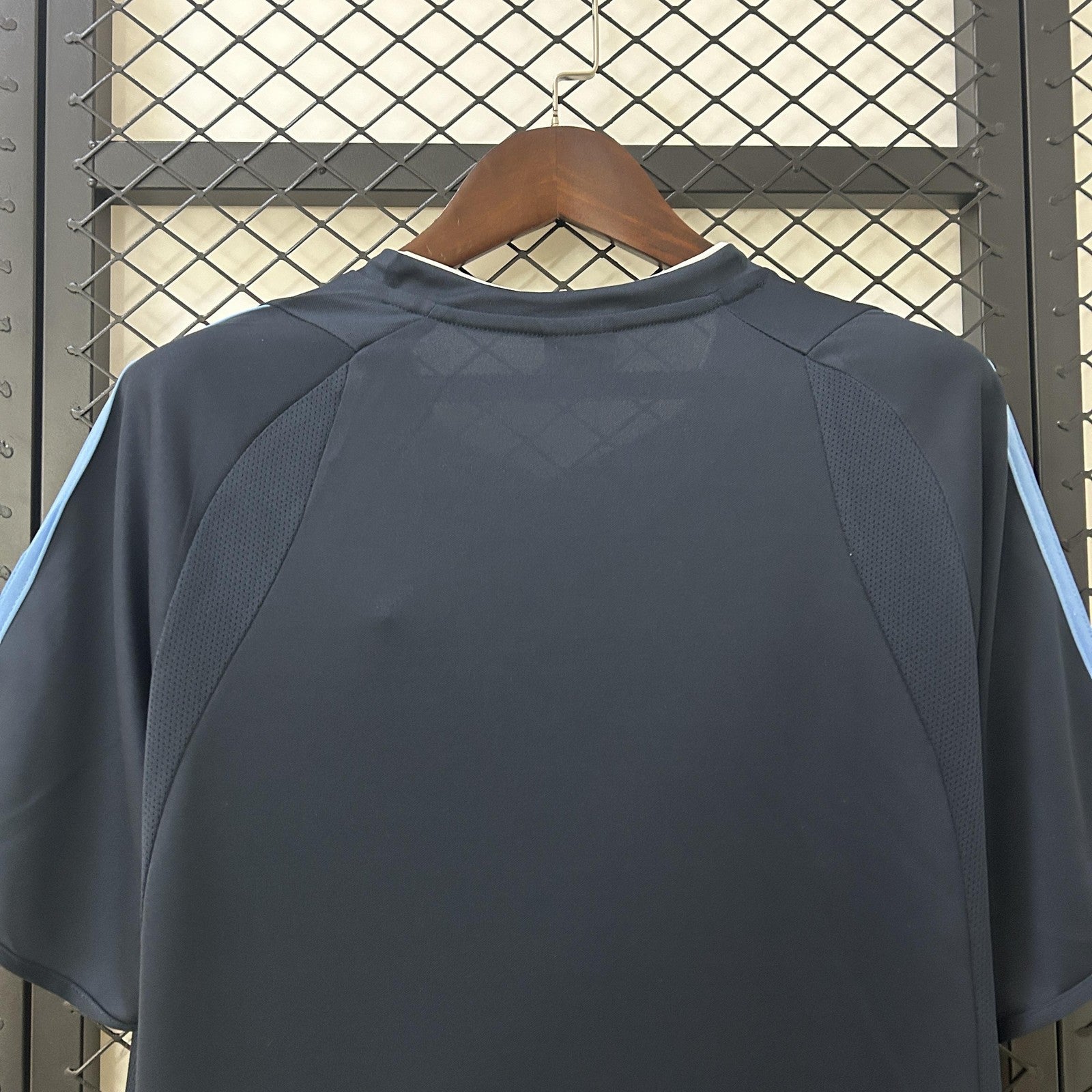 Retro Real Madrid 03 04 Away