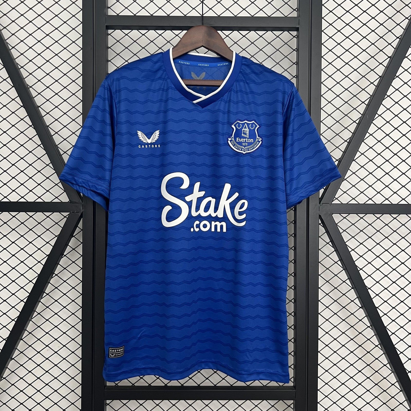 25 26 Everton Home