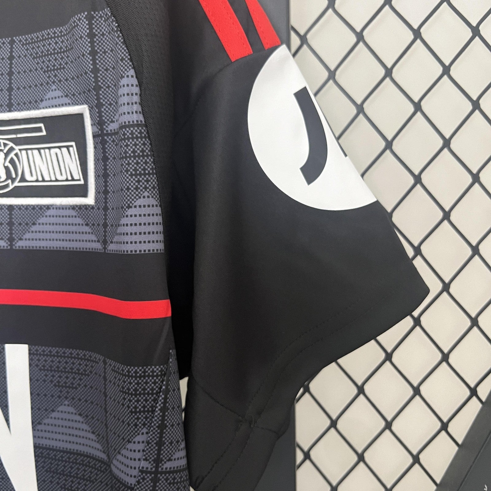 24 25 Union Berlin Away