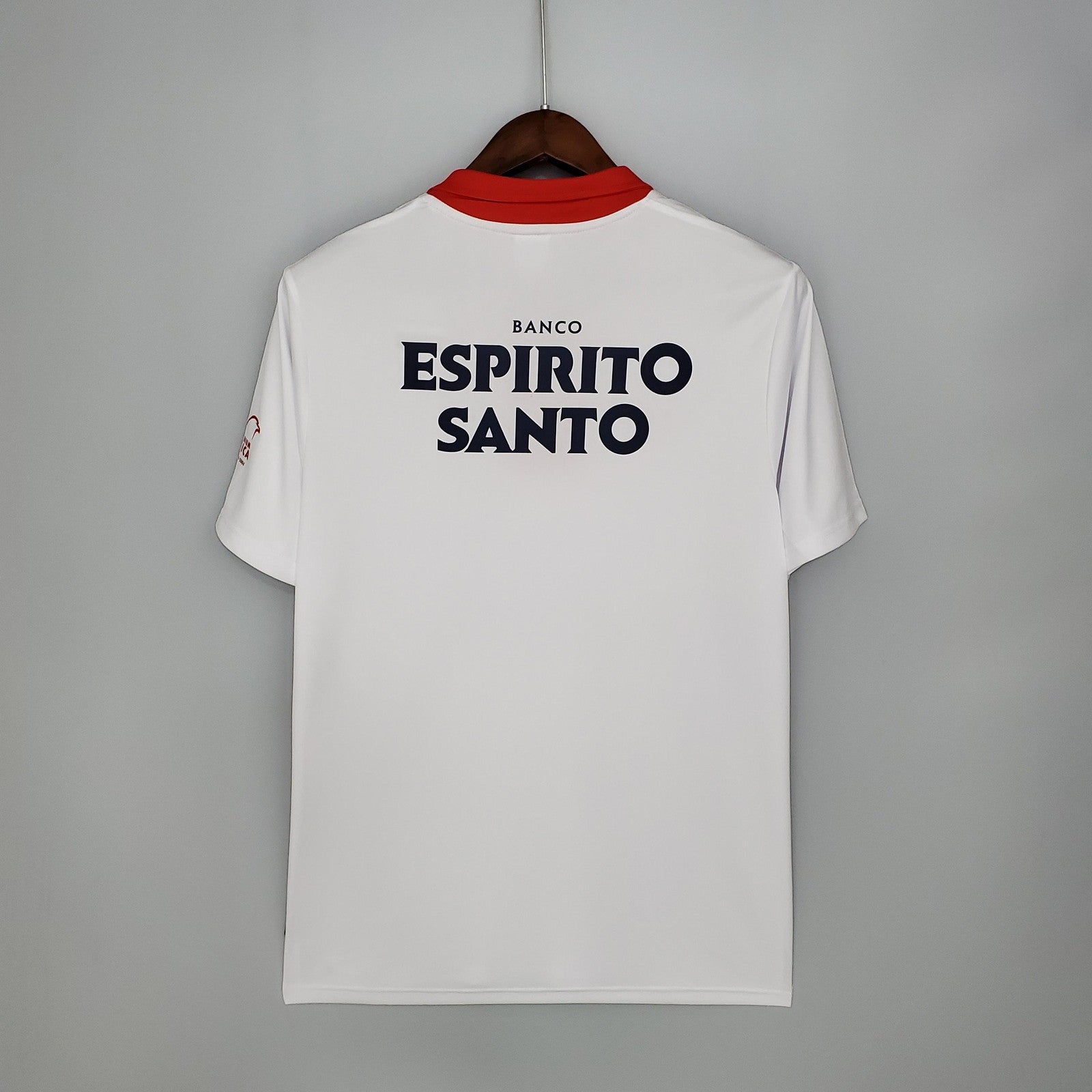 Retro Benfica 04 05 Away