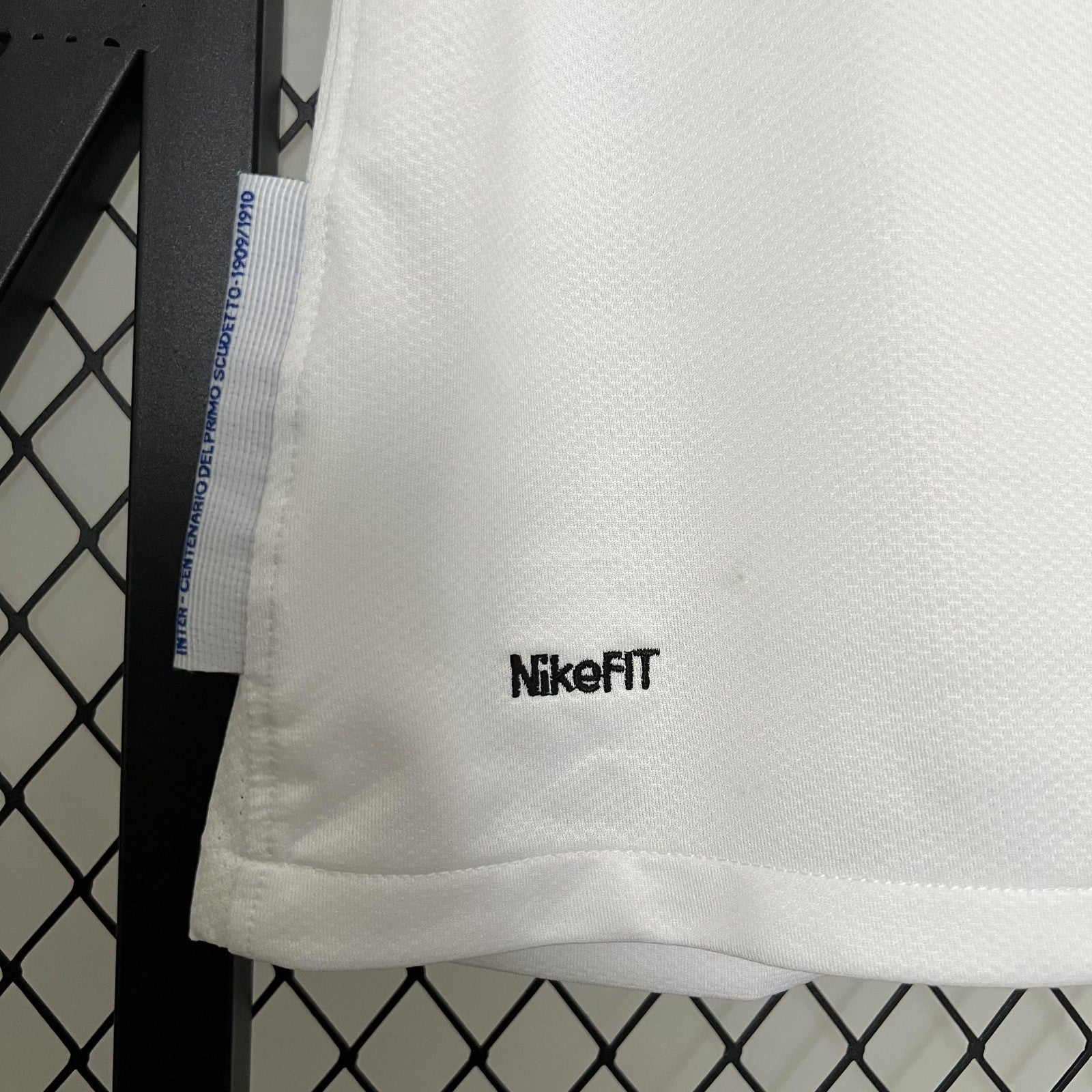 Retro Inter Milan 09 10 Away