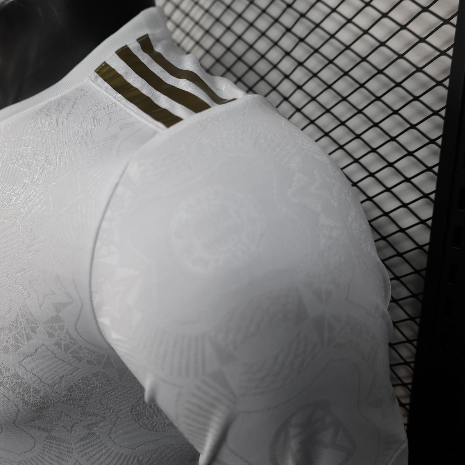 25 26 Player Fc Bayern Munich 125th Anniversary White