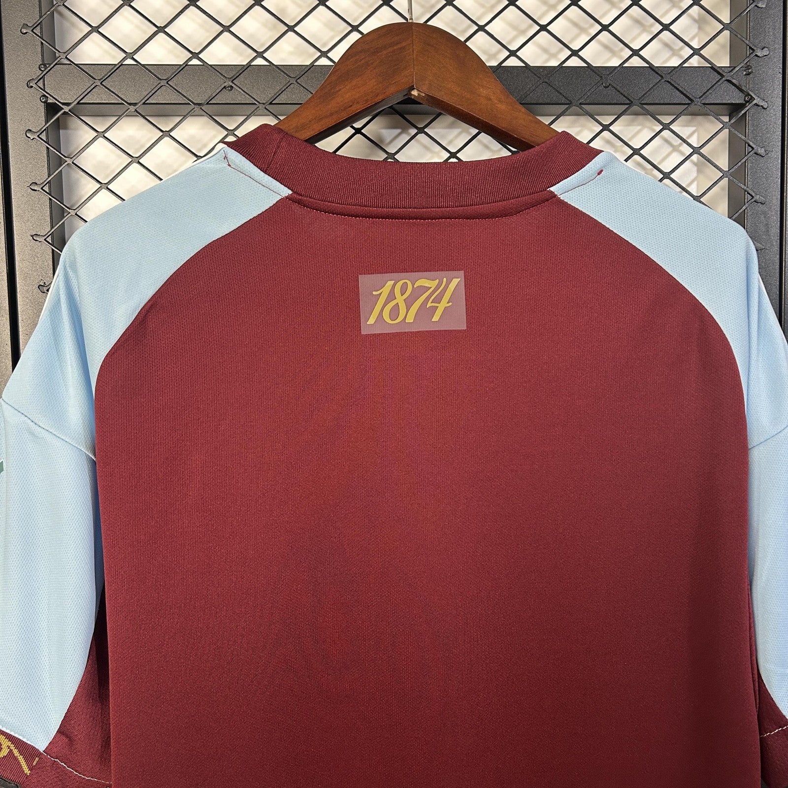 25 26 Aston Villa Home