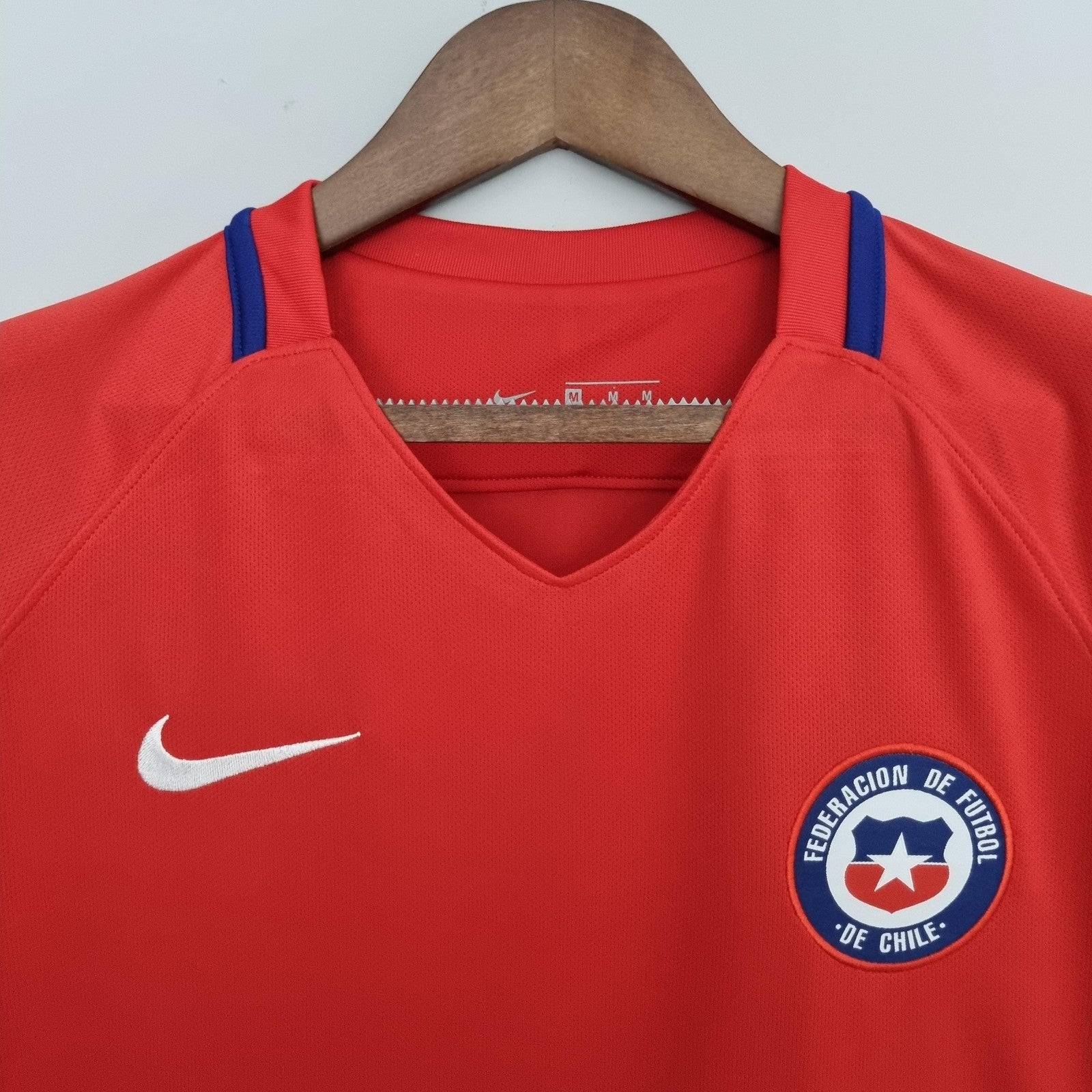 Retro Chile 16 17 Home