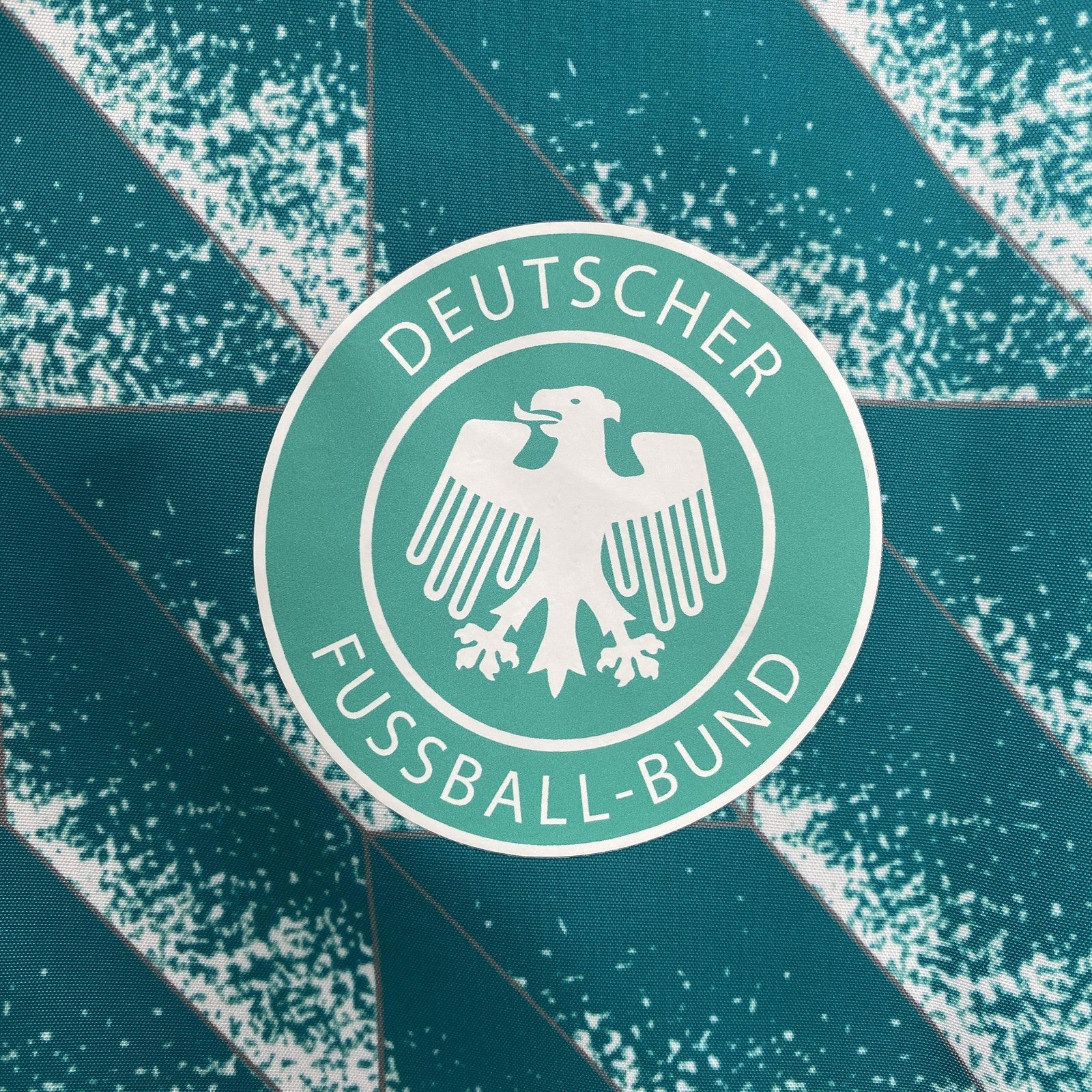 24 25 German Windbreaker