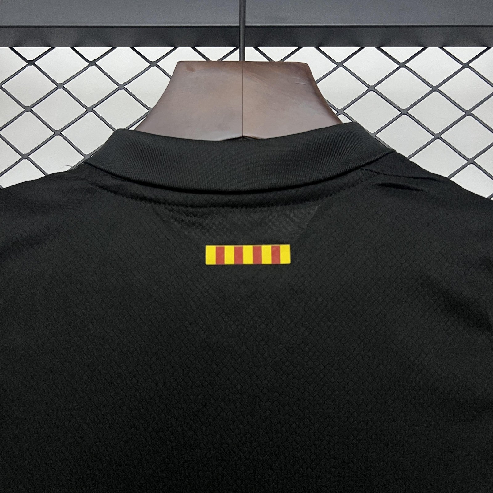 25 26 Kids Barcelona Away