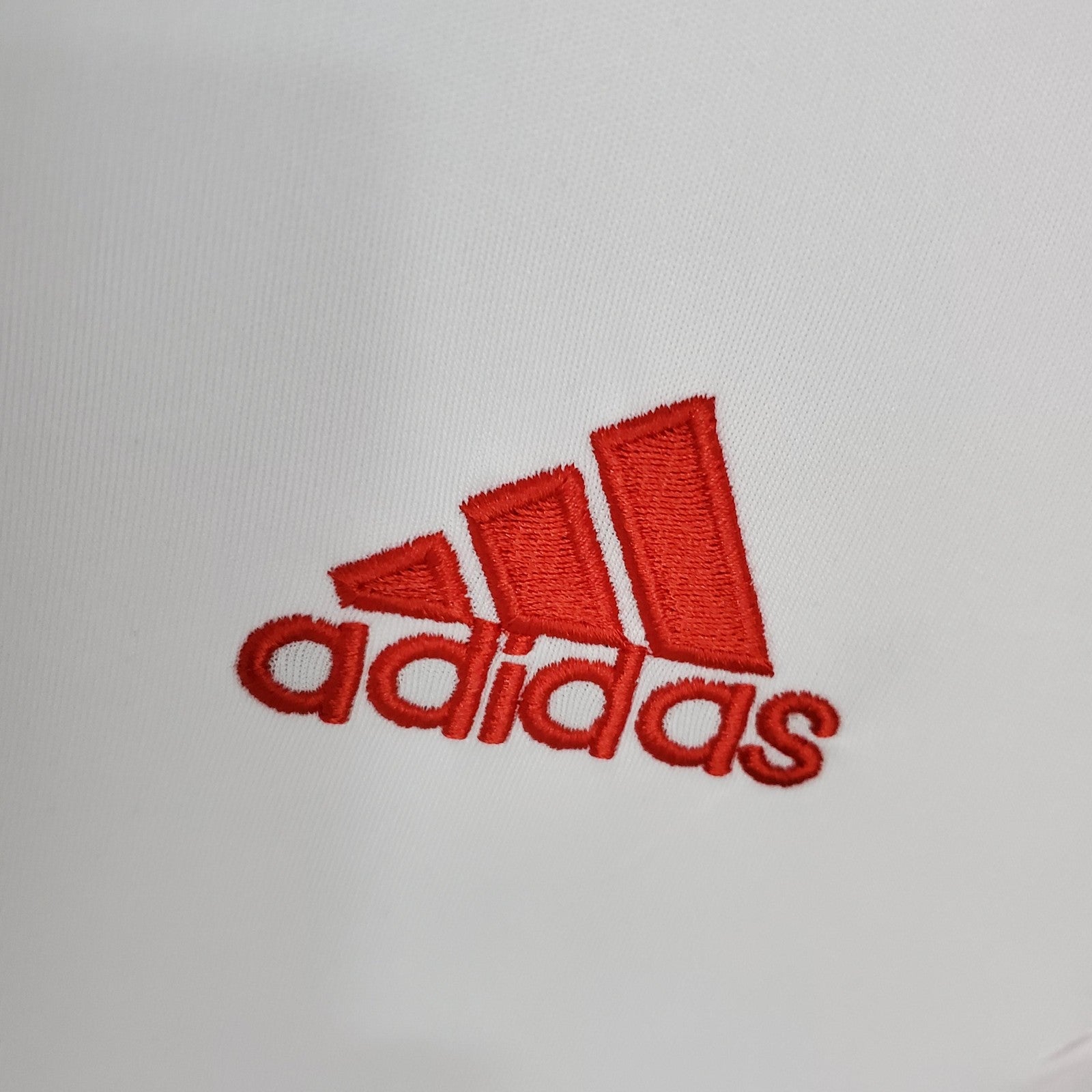 Retro Benfica 04 05 Away