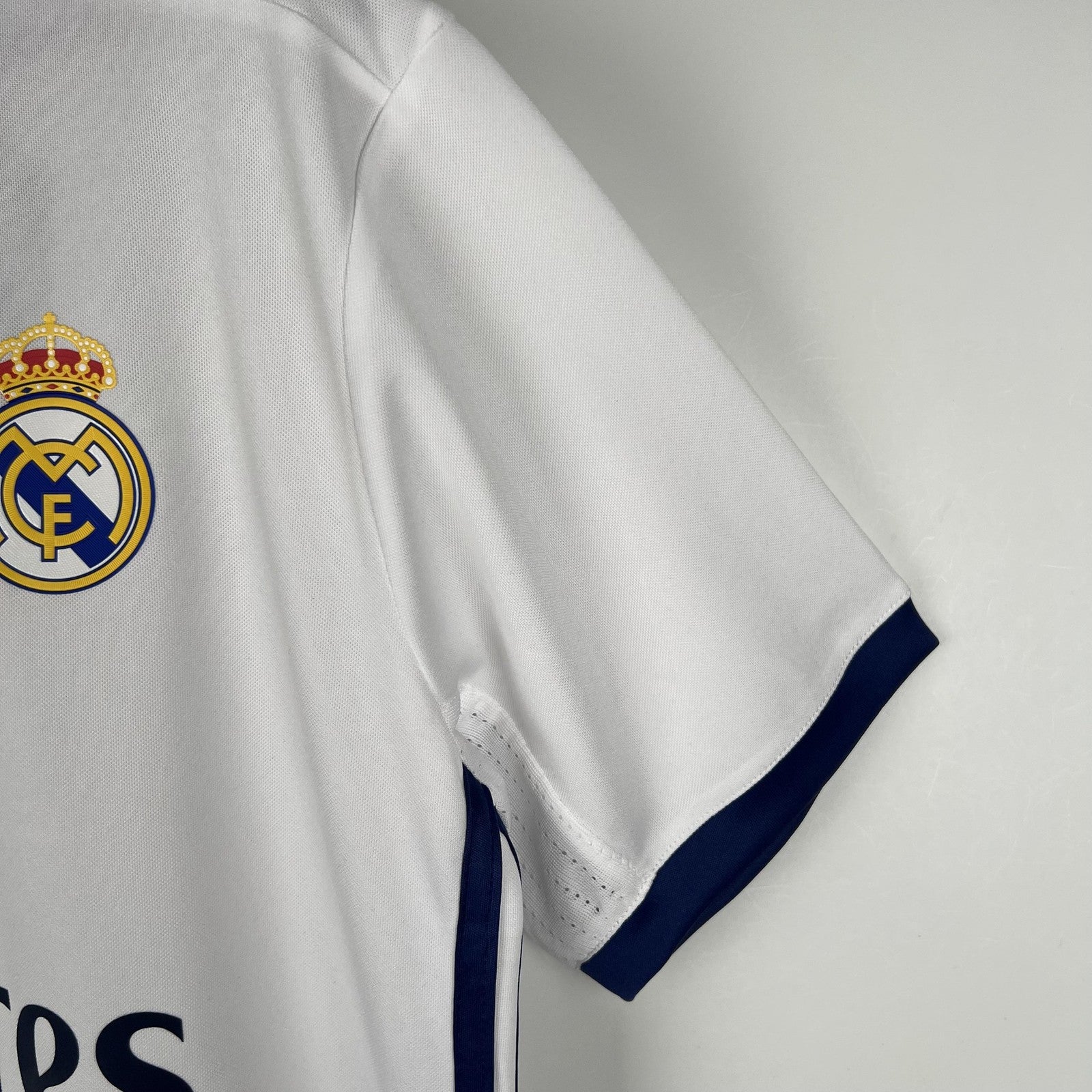 Retro Real Madrid 16 17 Home