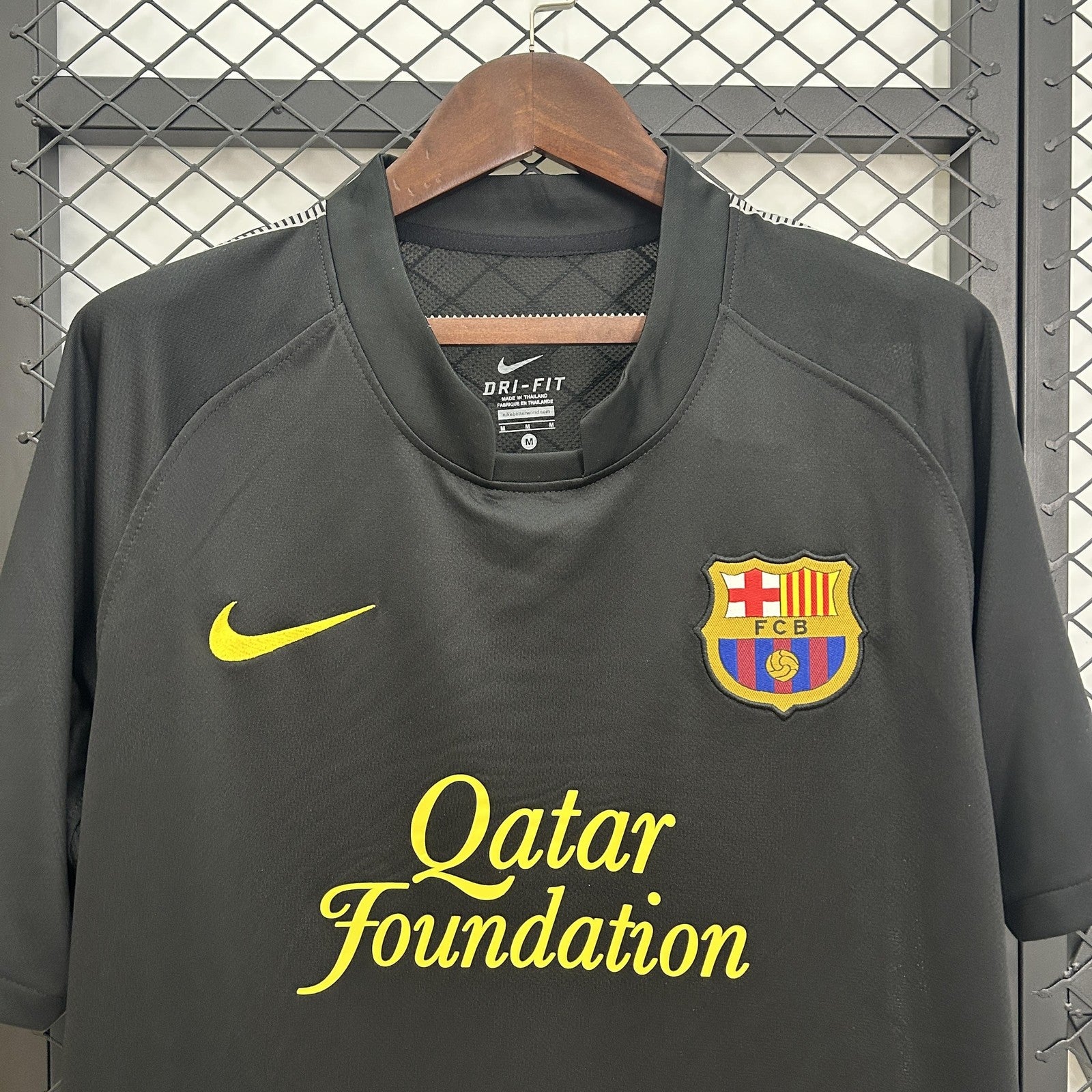 Retro Barcelona 11 12 Away