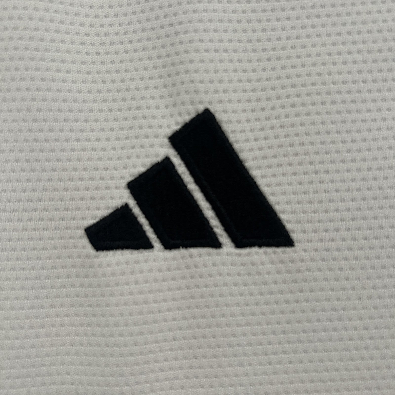 24 25 Colo Colo Home