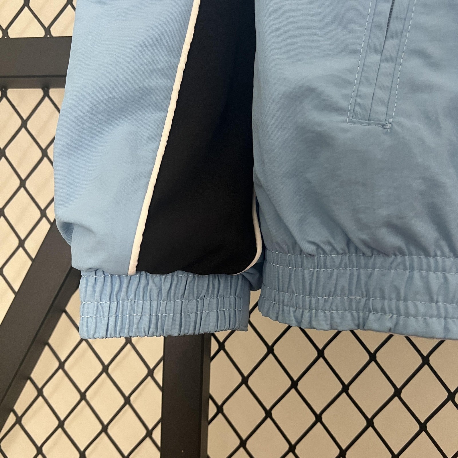 24 25 Lazio Trench Coat Reversible