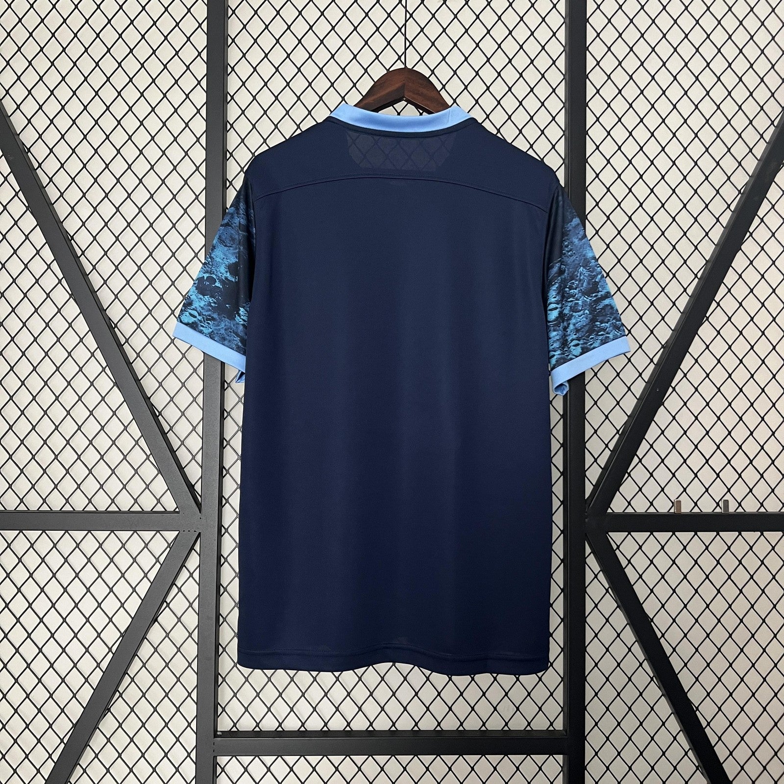 Retro Manchester City 15 16 Away