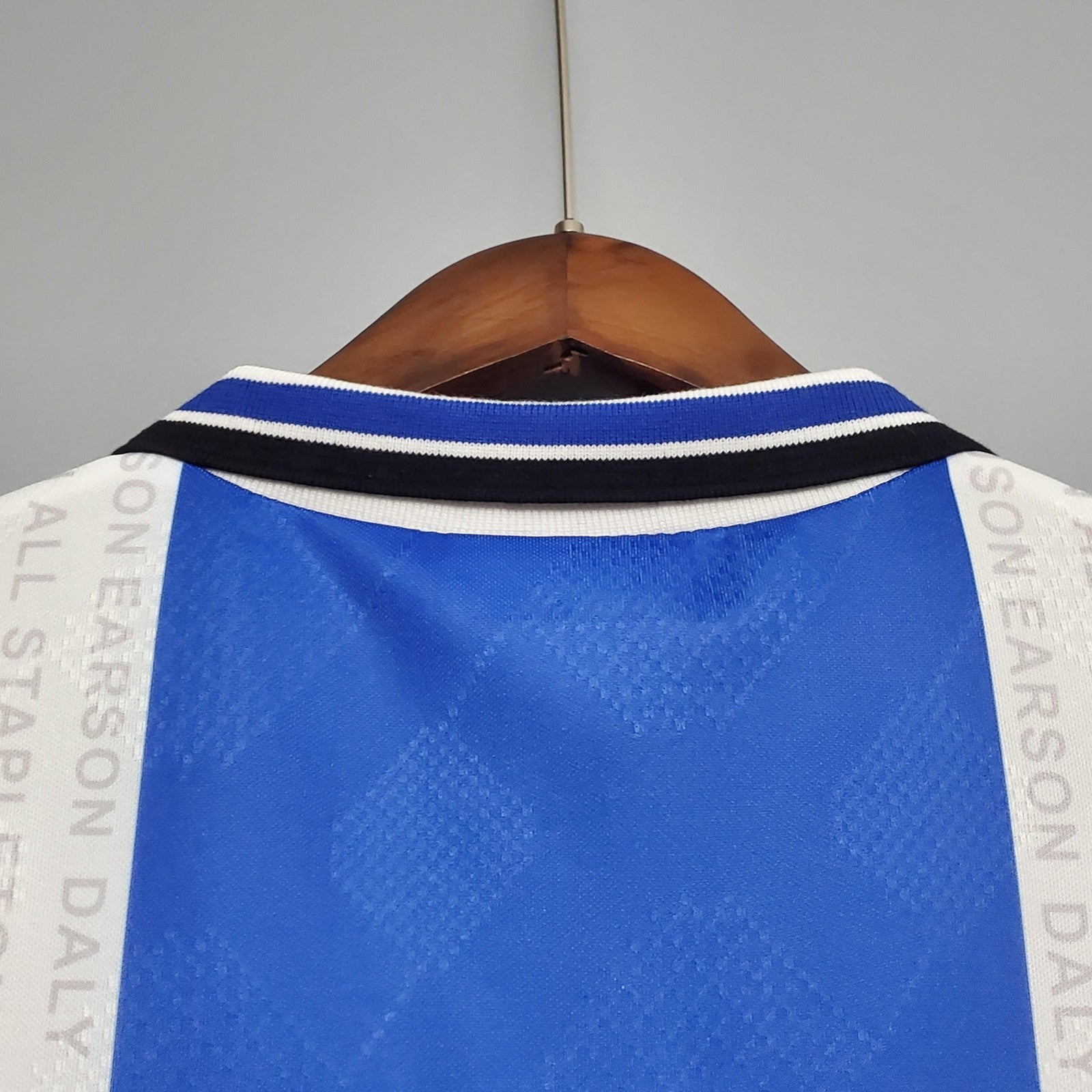 Retro 94 96 M U Away