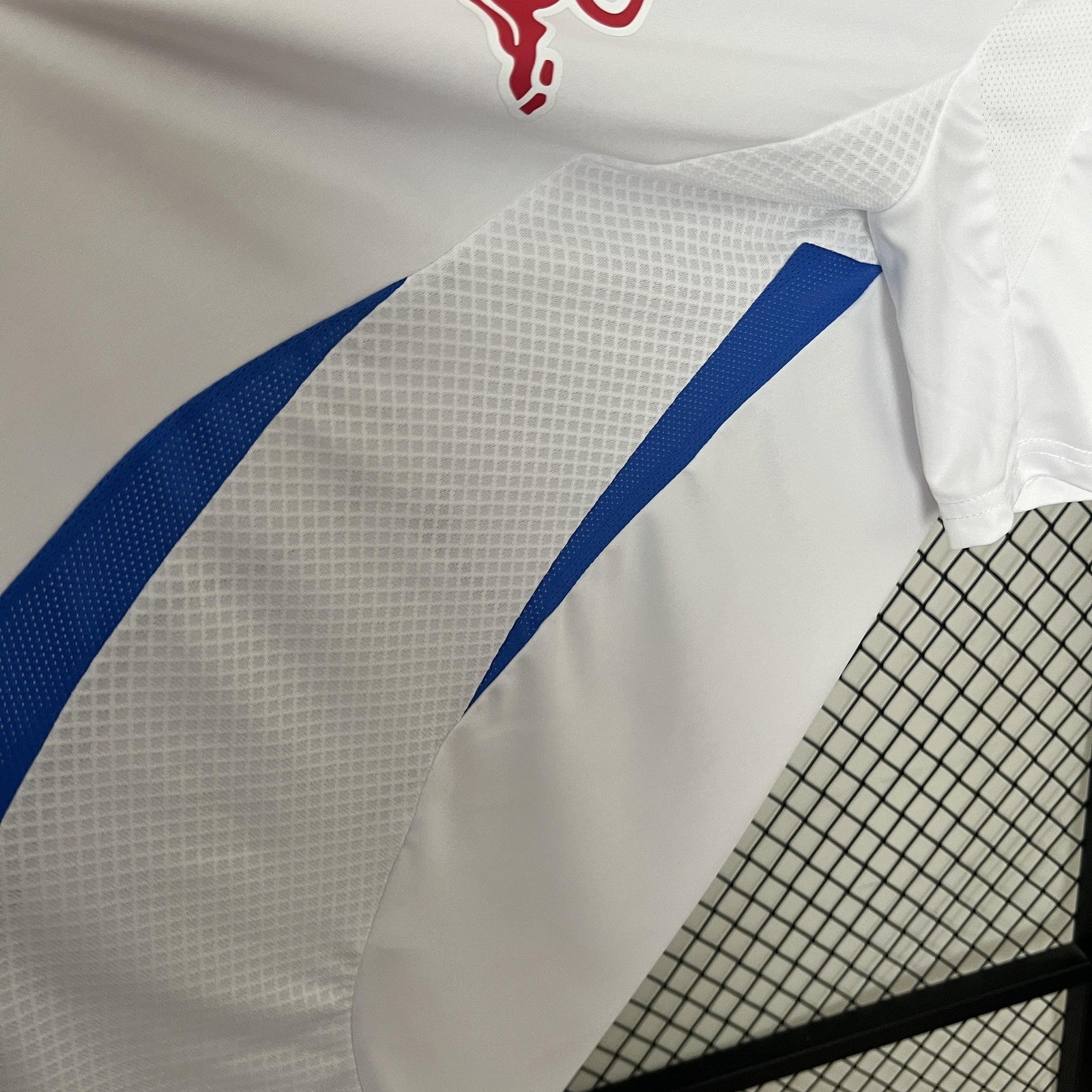 24 25 Leeds United Home