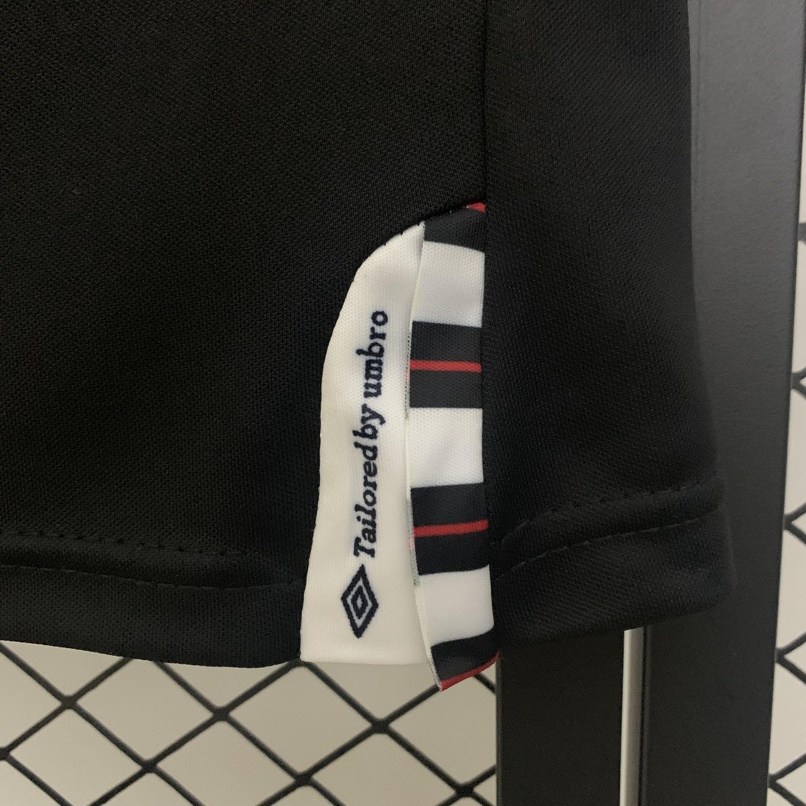 Retro Colo Colo 2011 Away