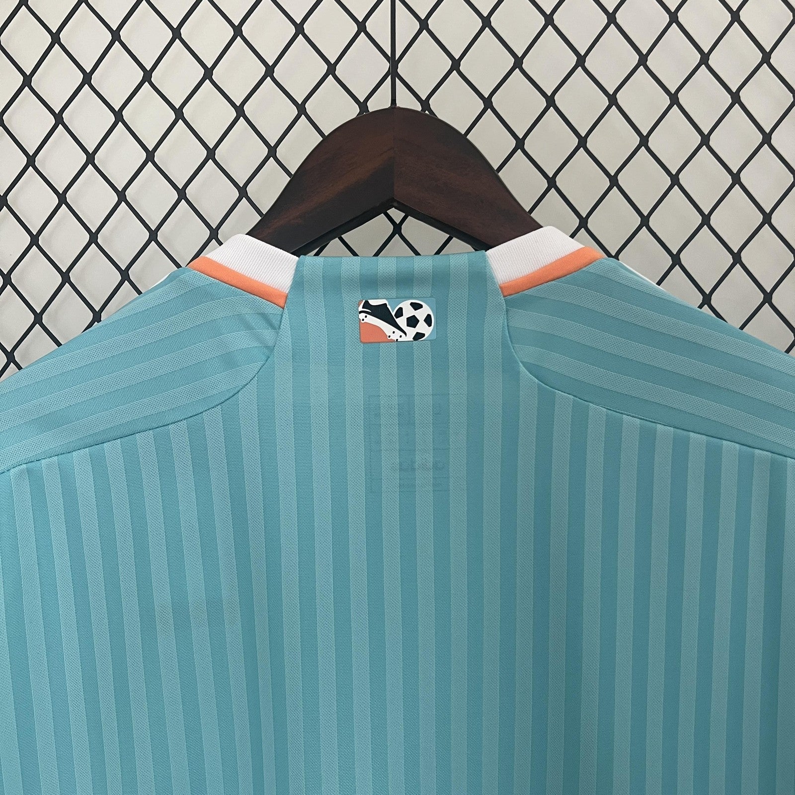 24 25 Miami Third Away