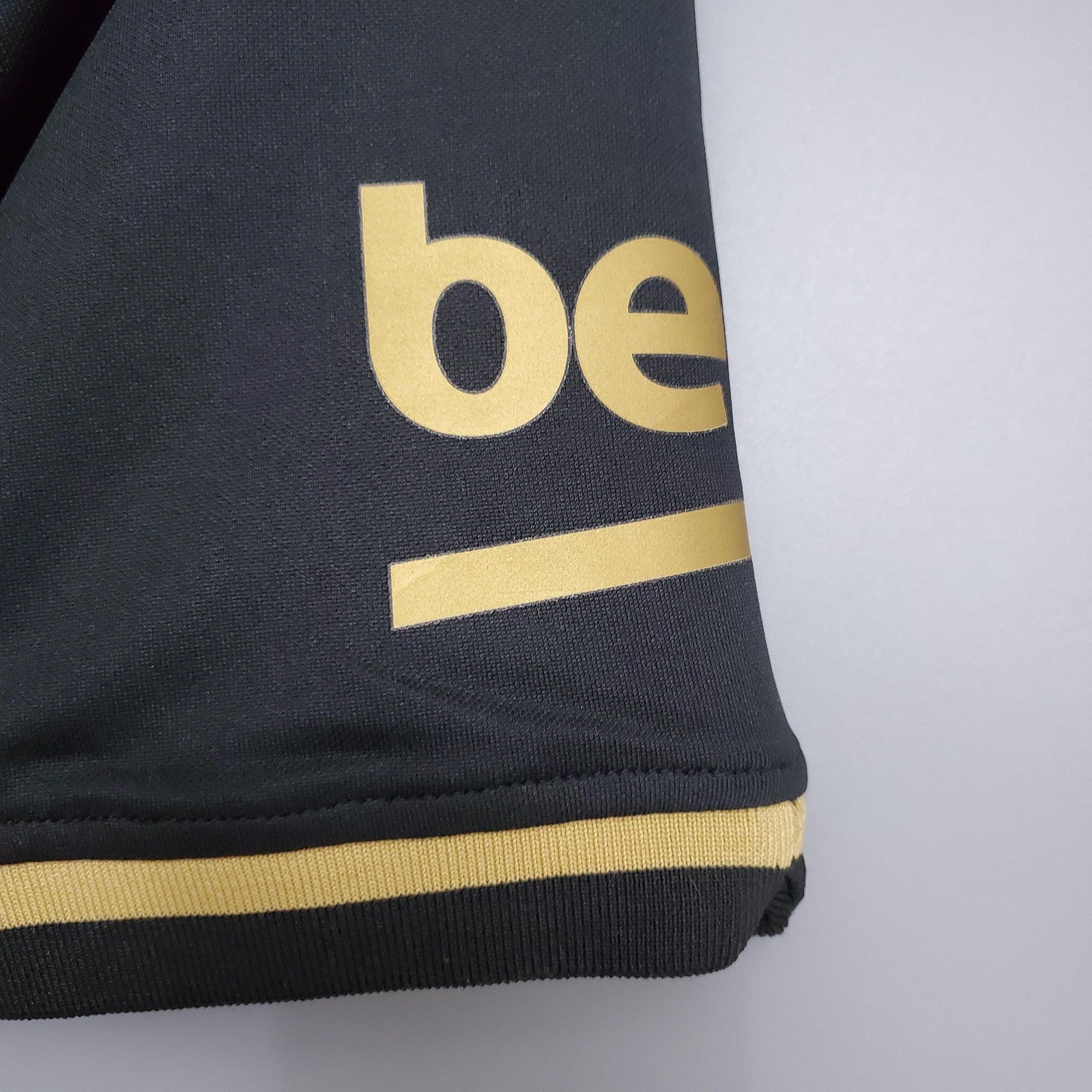 20 21 Barcelona Away