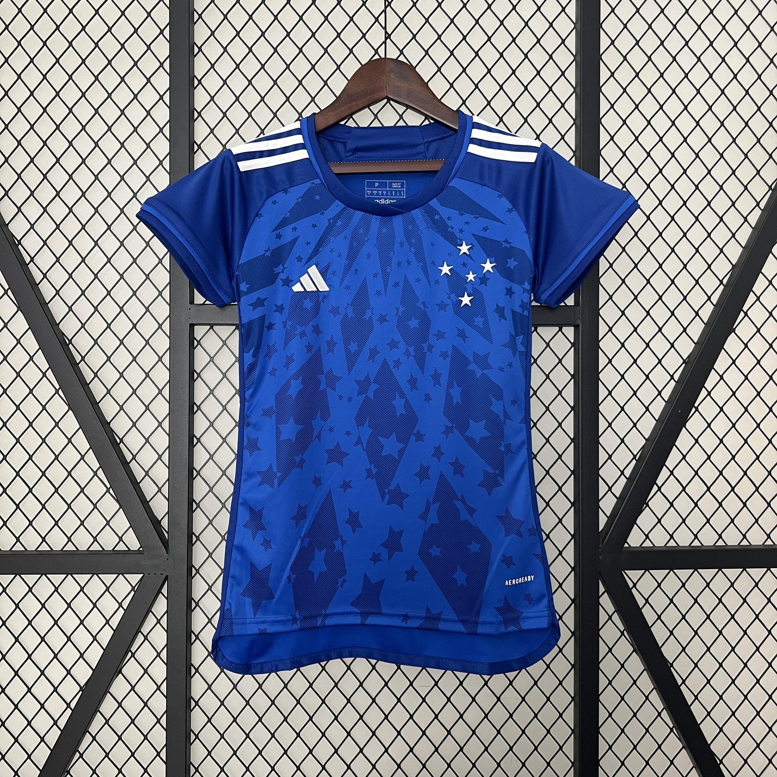 24 25 Women Cruzeiro Home