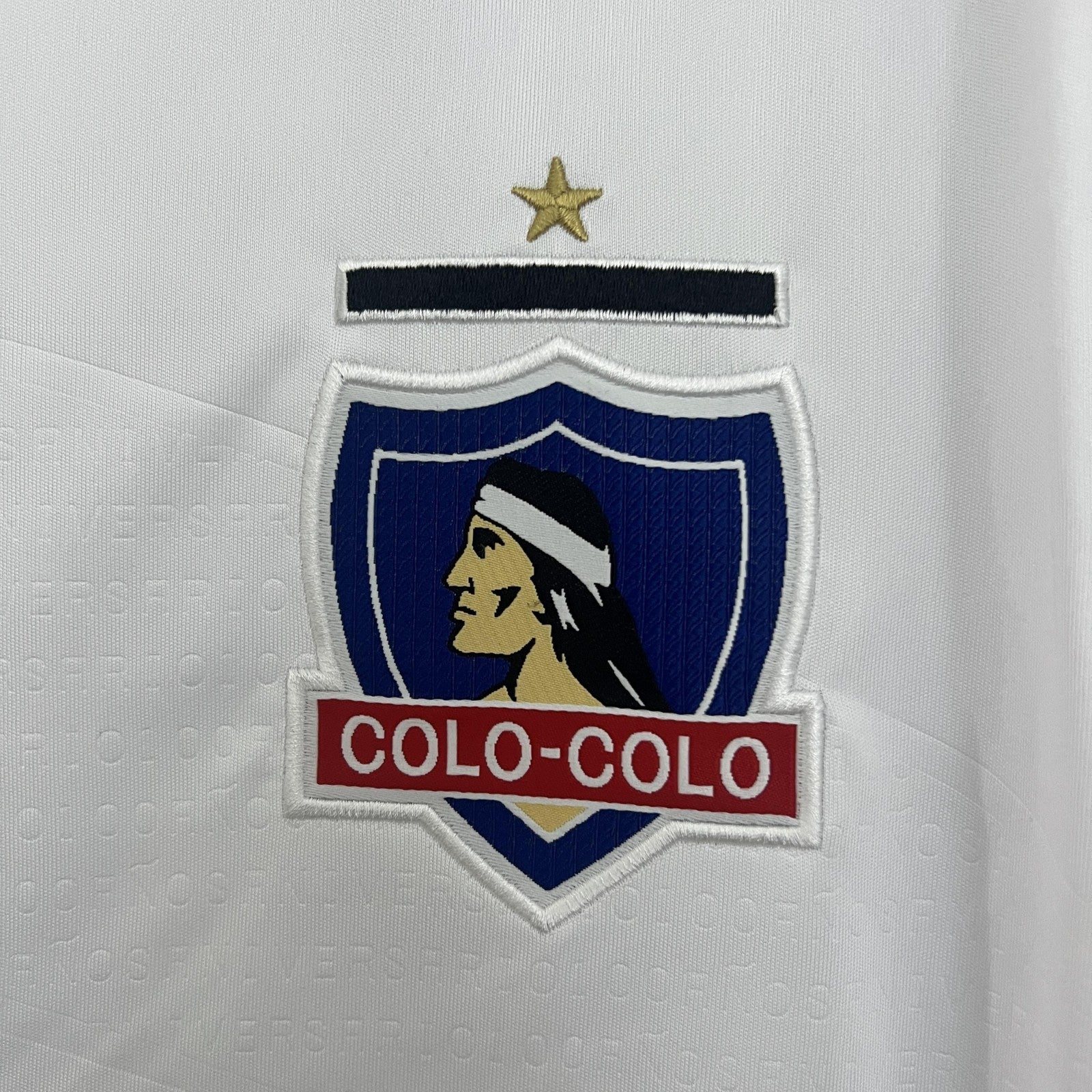 25 26 Colo Colo Home