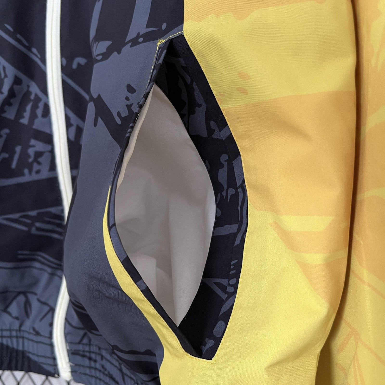 24 25 Dortmund Trench Coat Reversible