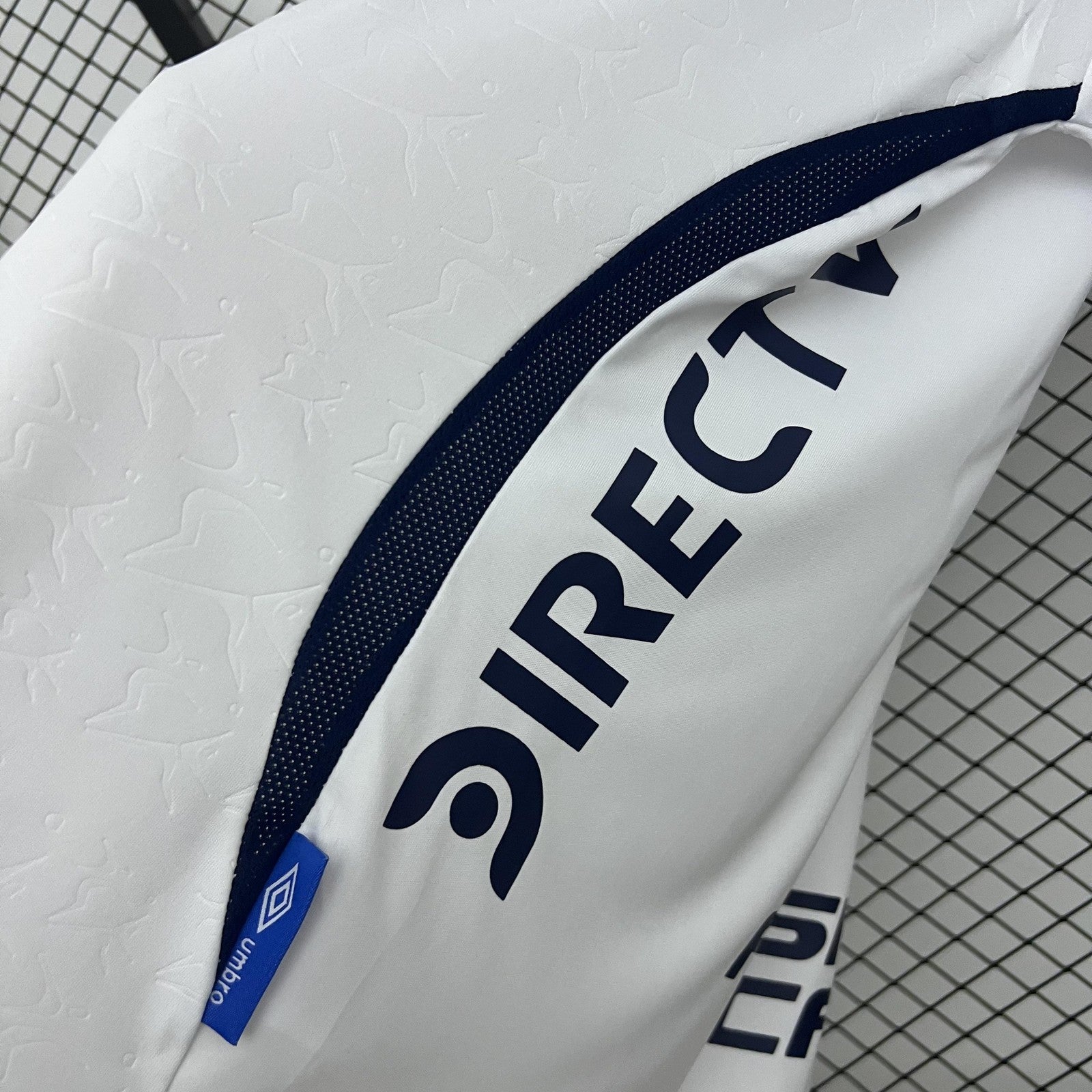 25 26 Uruguayan National White