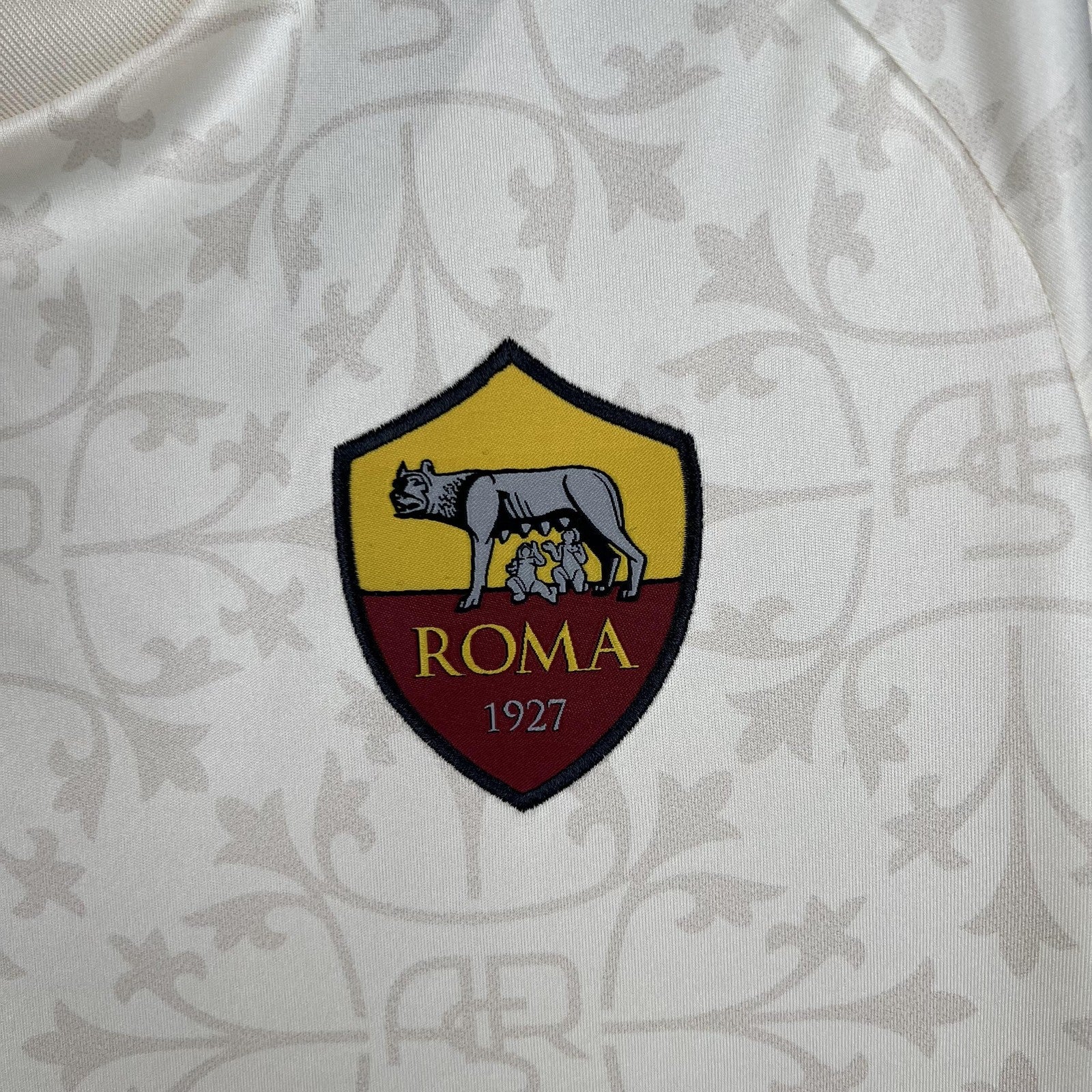 23 24 Roma Away