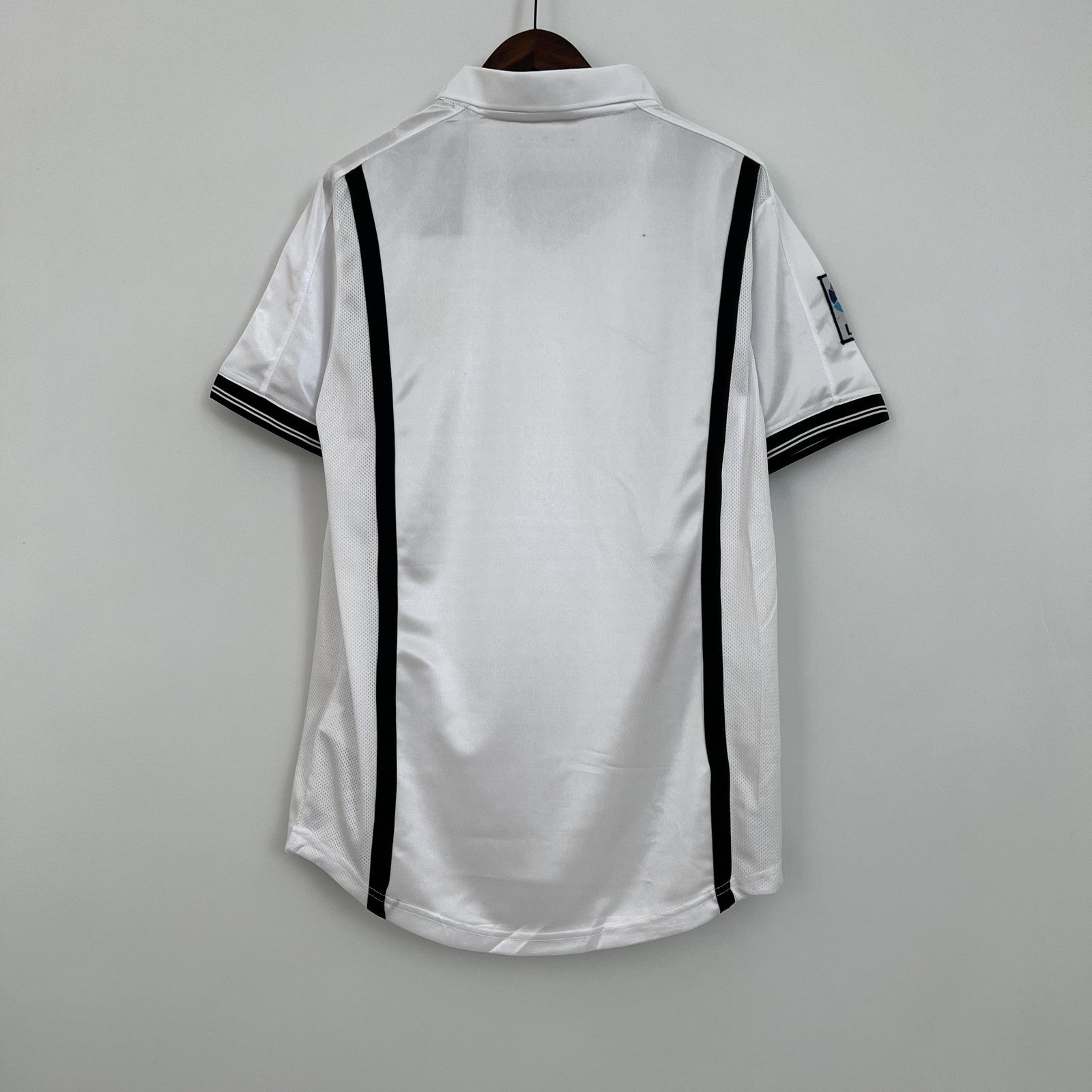 Retro Valencia 00 01 Home