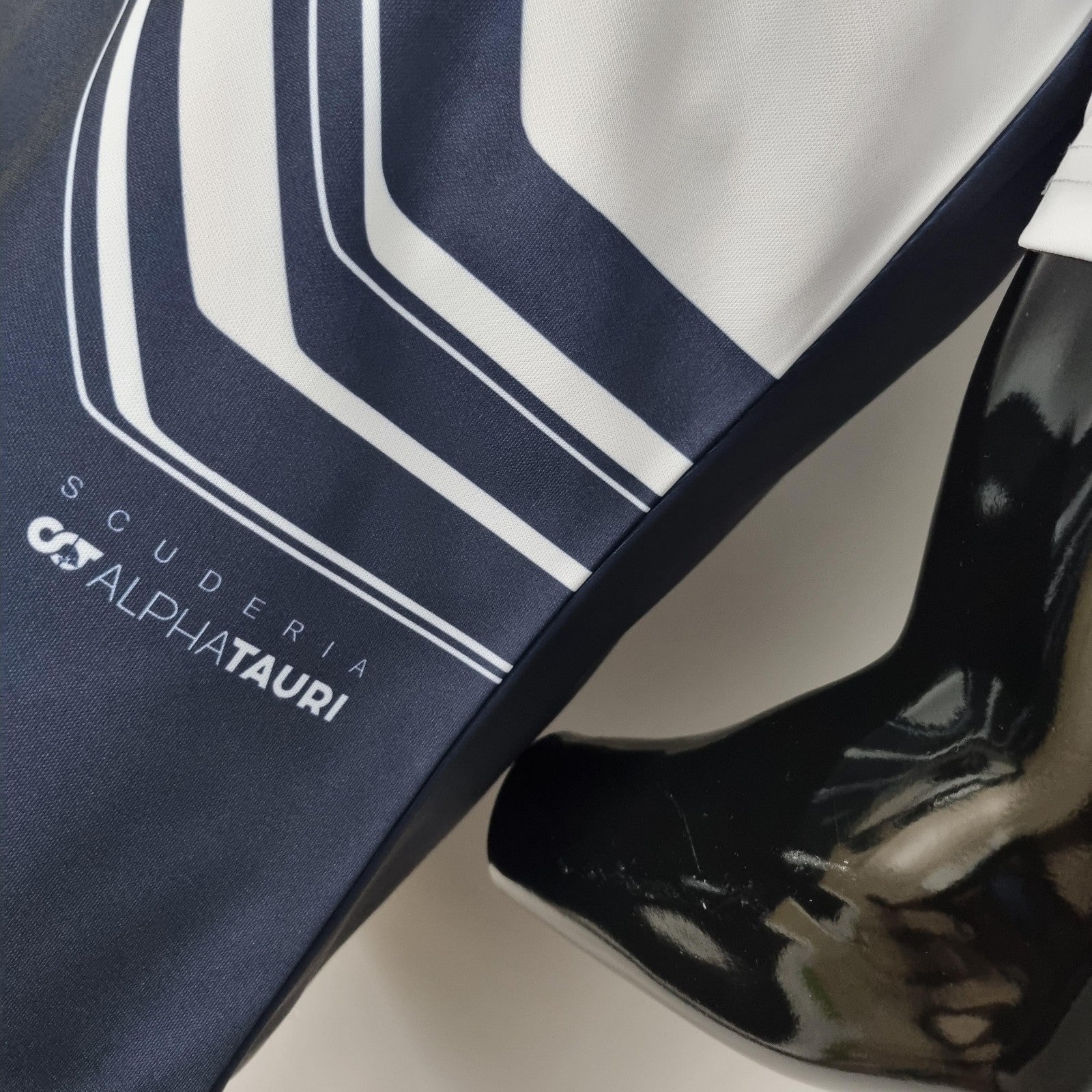 2022 F1 Formula One Alphatauri Crew Neck