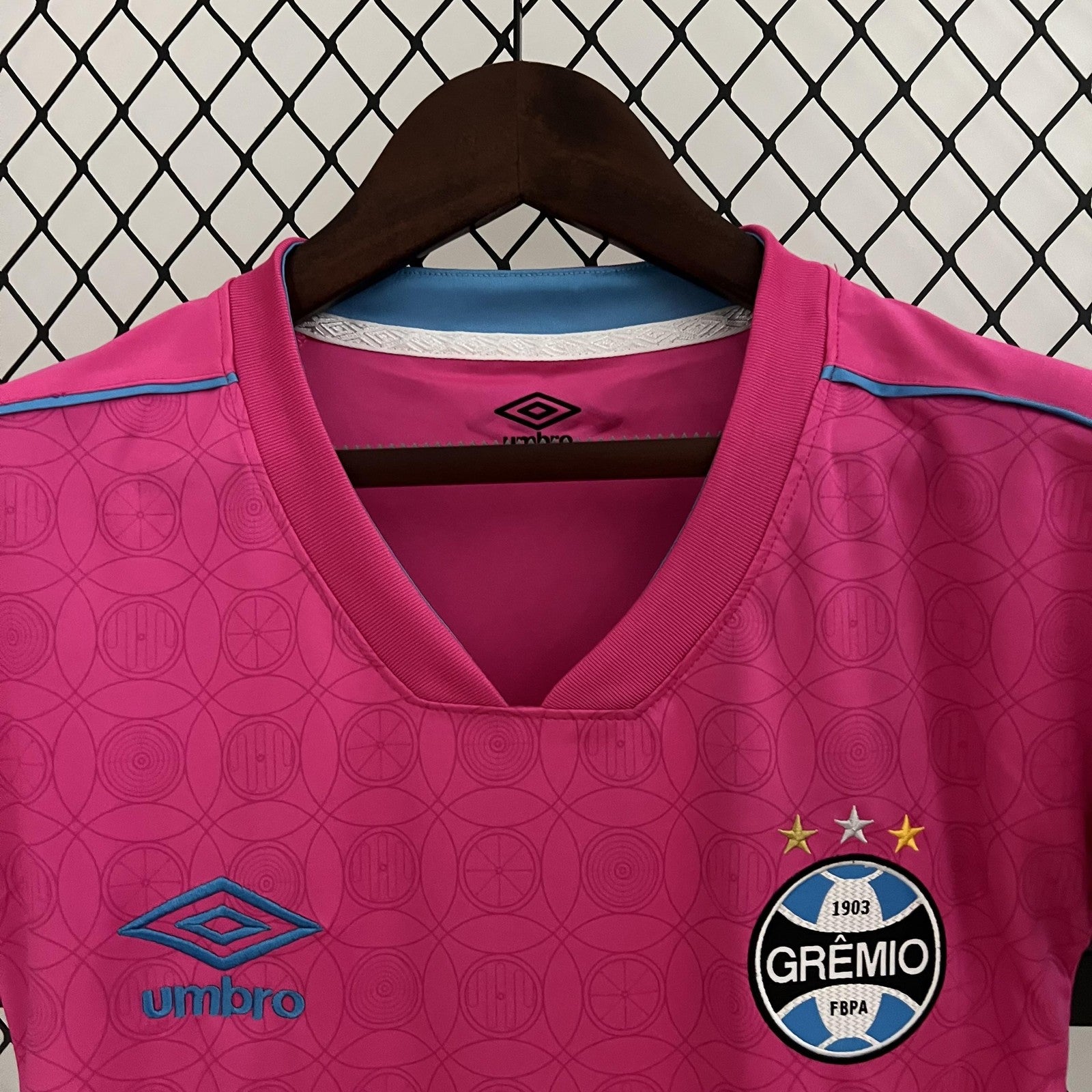 23 24 Womens Gremio Pink