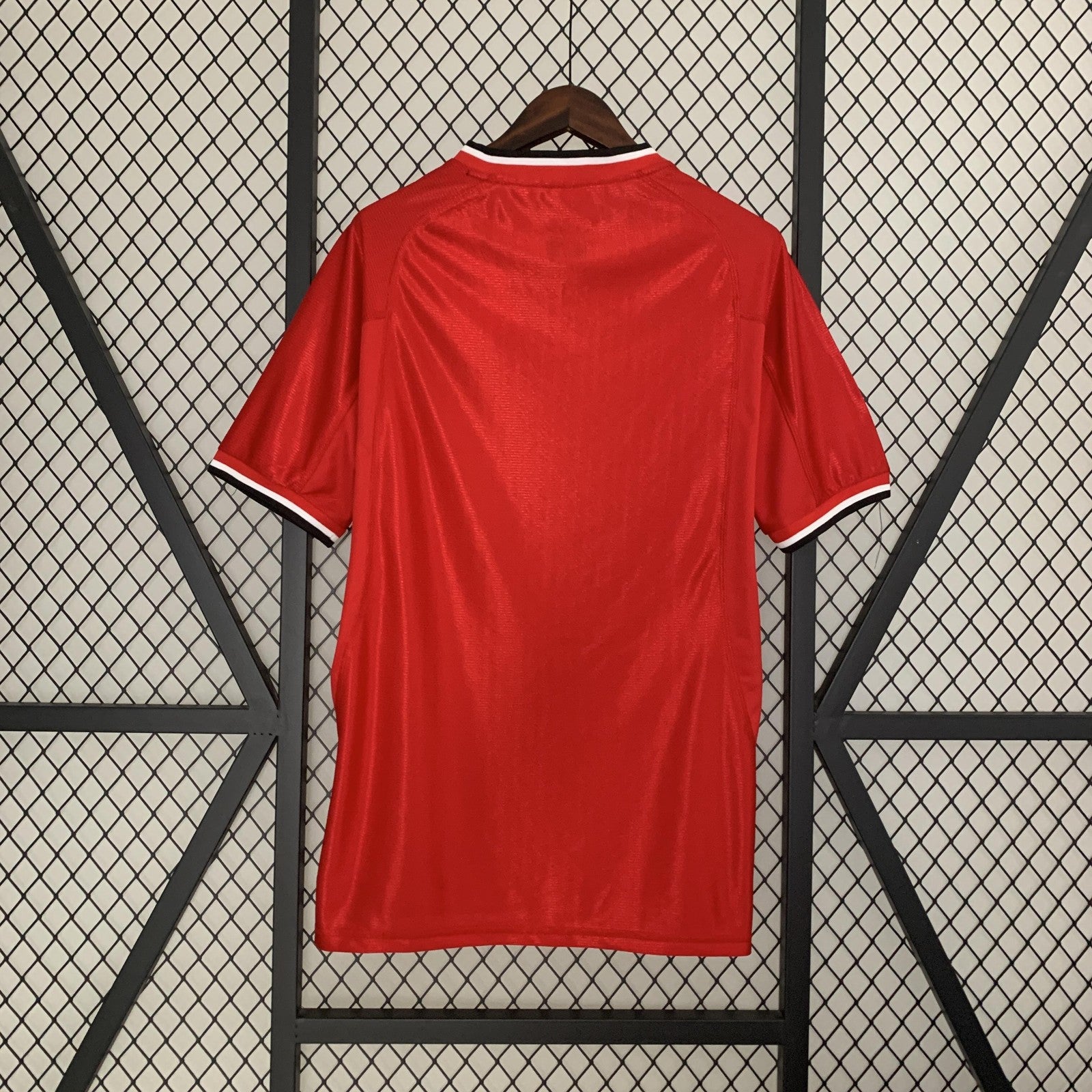 Retro M U 00 02 Home