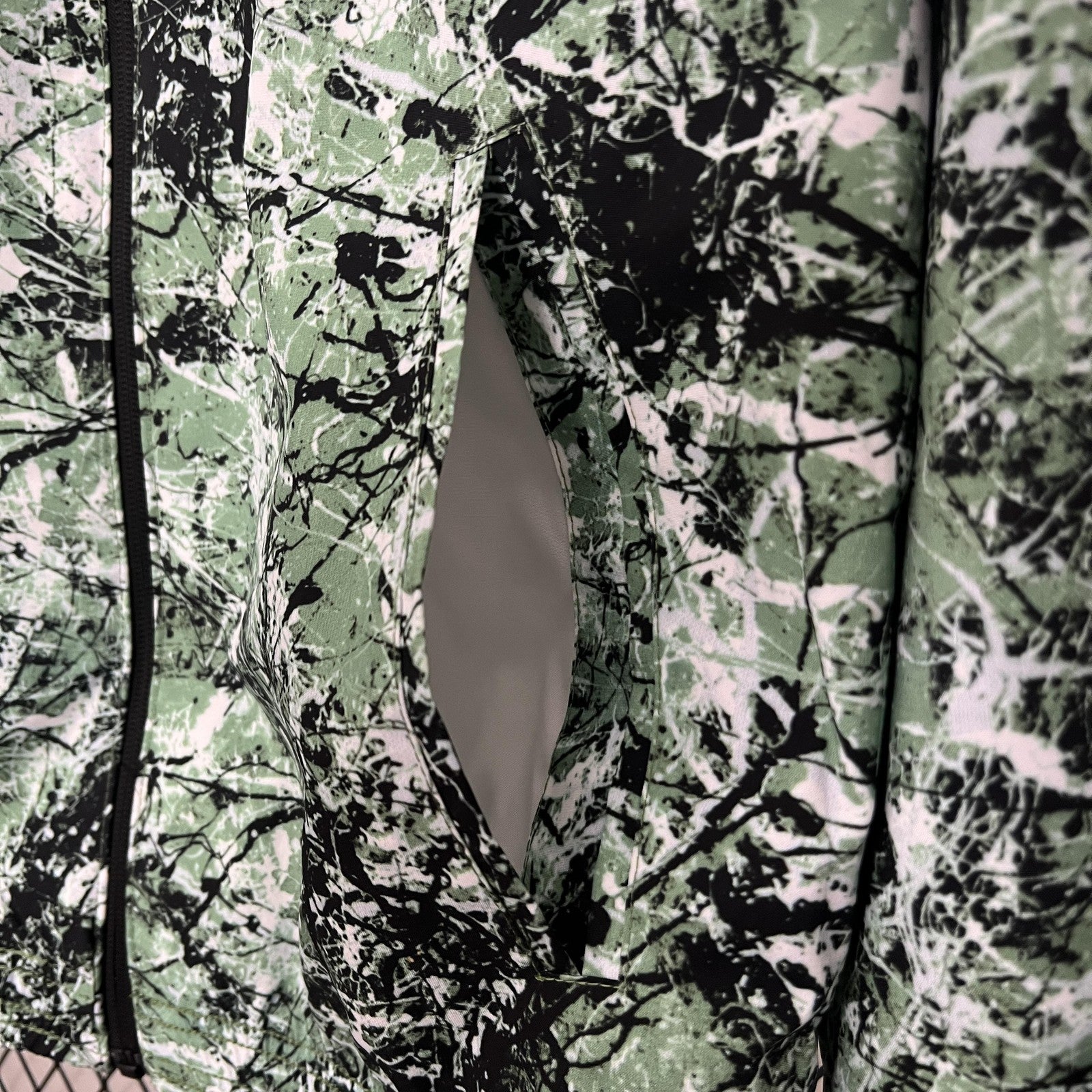 24 25 M U Trench Coat Reversible 4