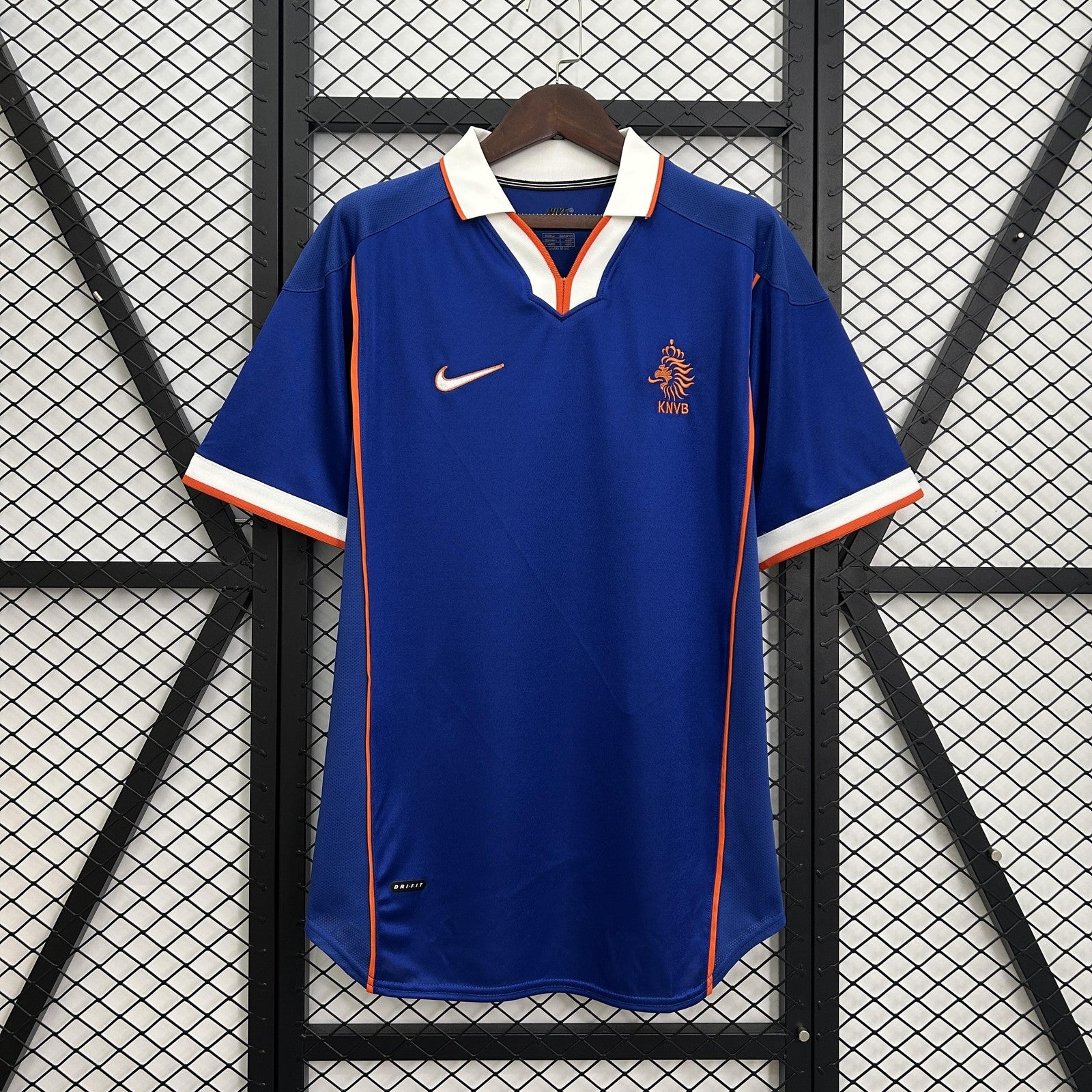 Retro 1998 Holland Home Retro