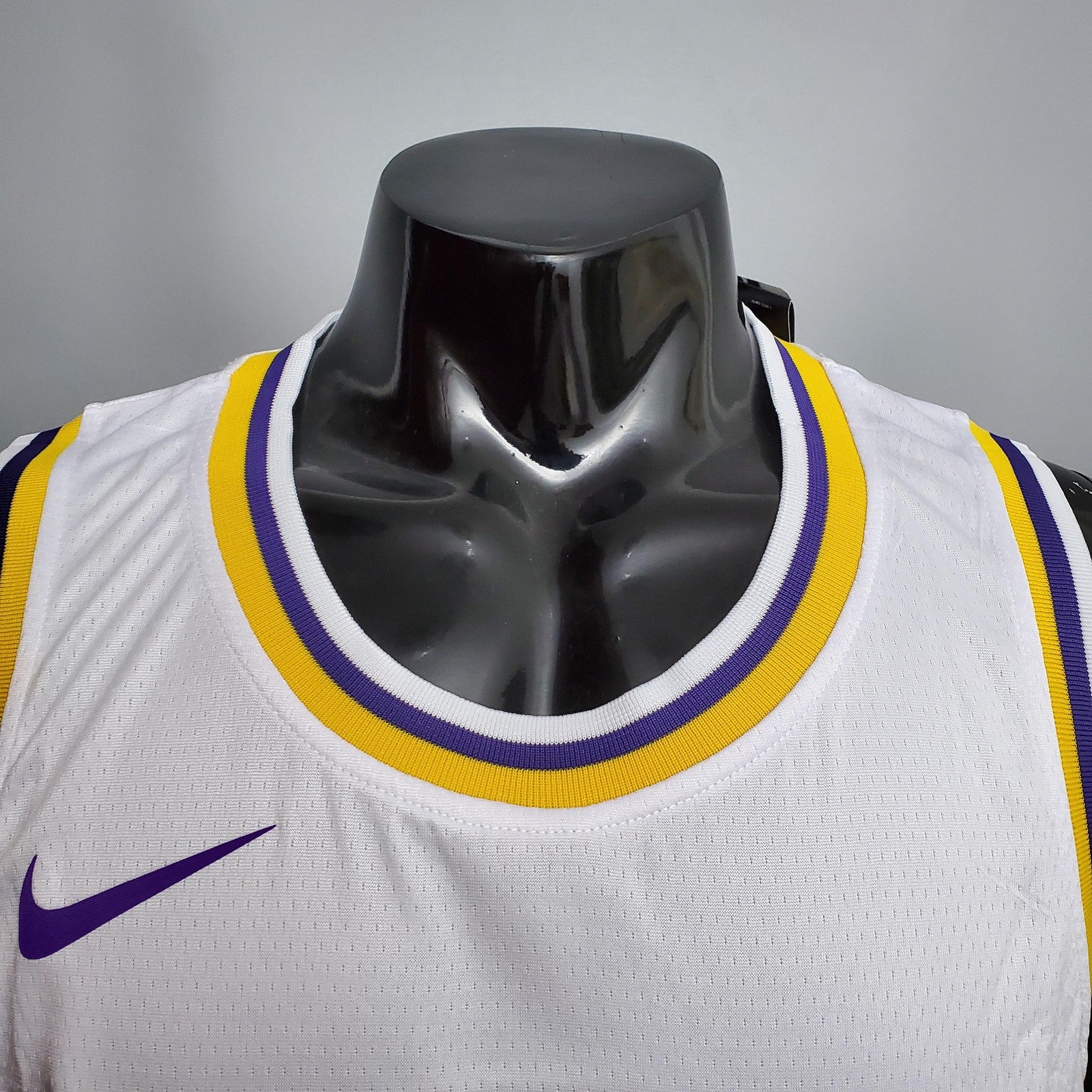 James #23 Lakers Round Neck White Nba Jersey Nike Connect Recognition
