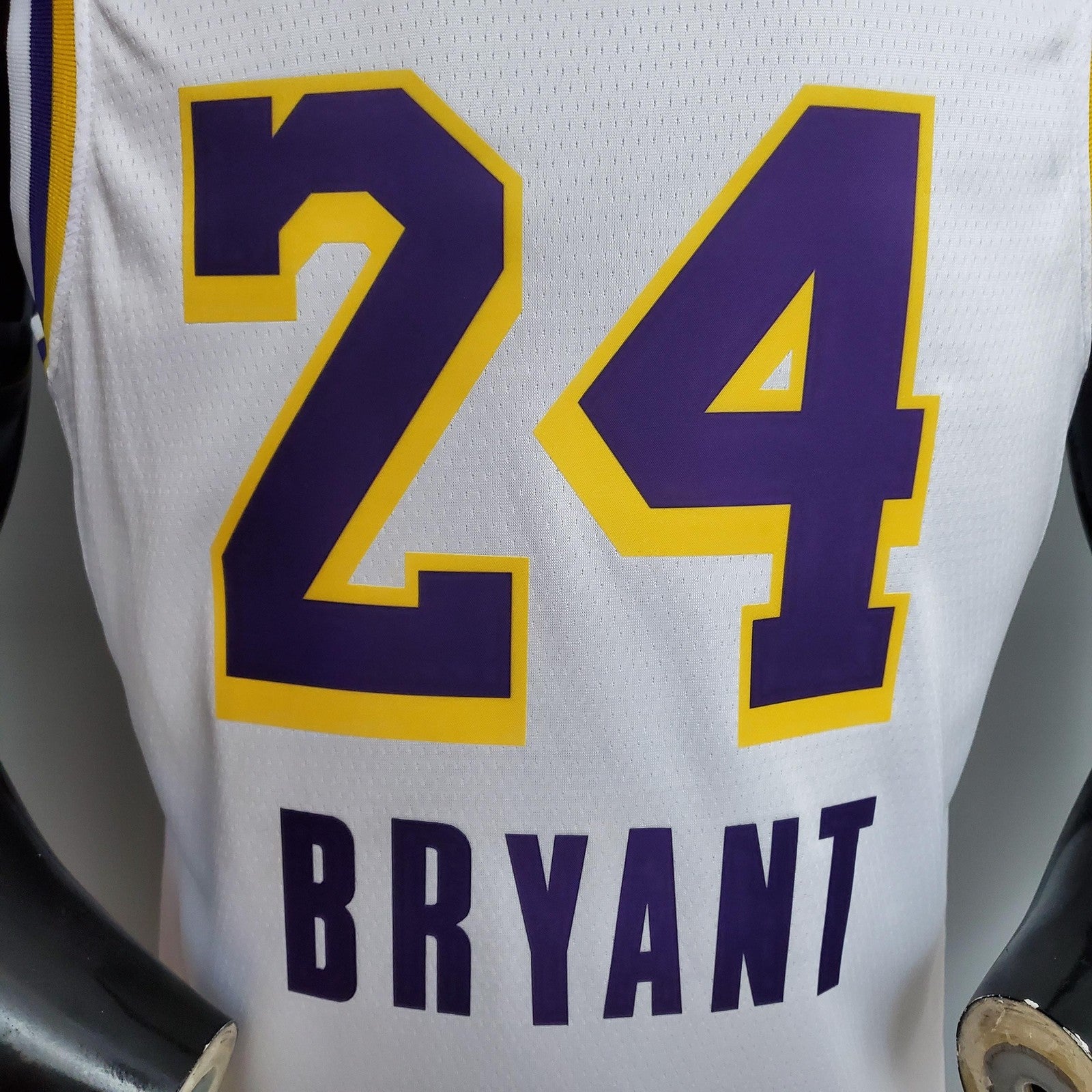 New Bryant #24 Los Angeles Lakers White Nba Jersey Nike Connect Recognition