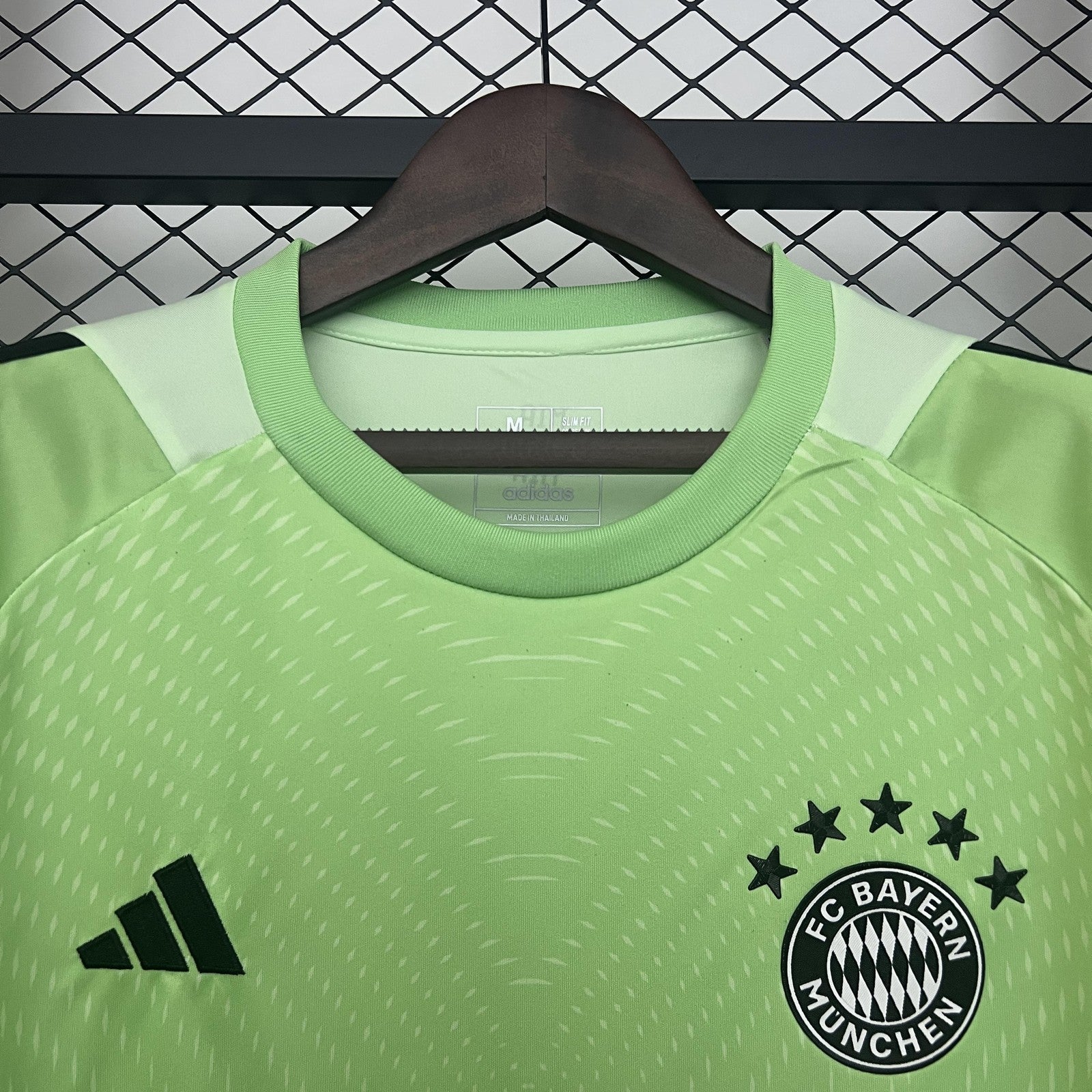 25 26 Bayern Munich Goalkeeper Green