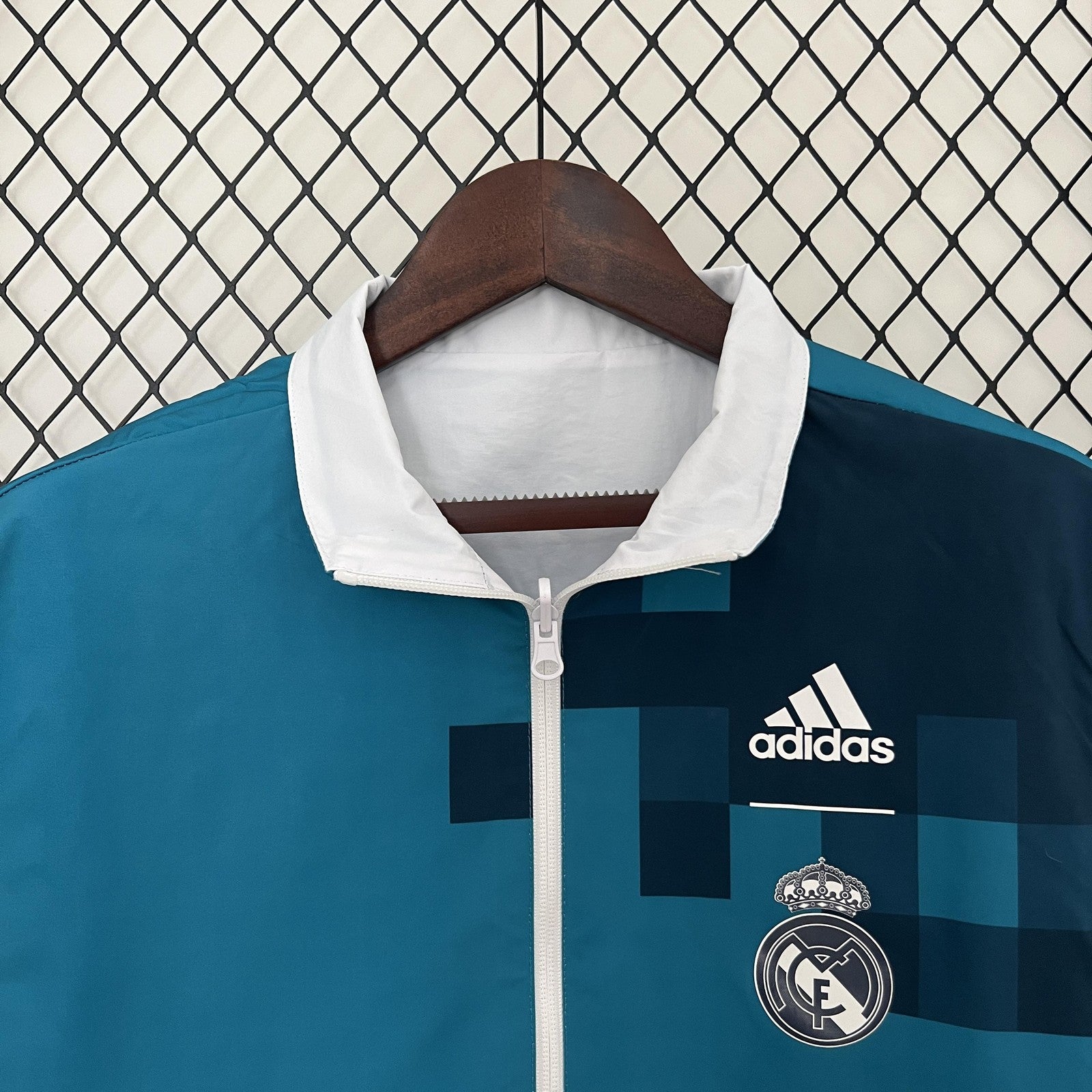 24 25 Real Madrid Trench Coat Reversible 5