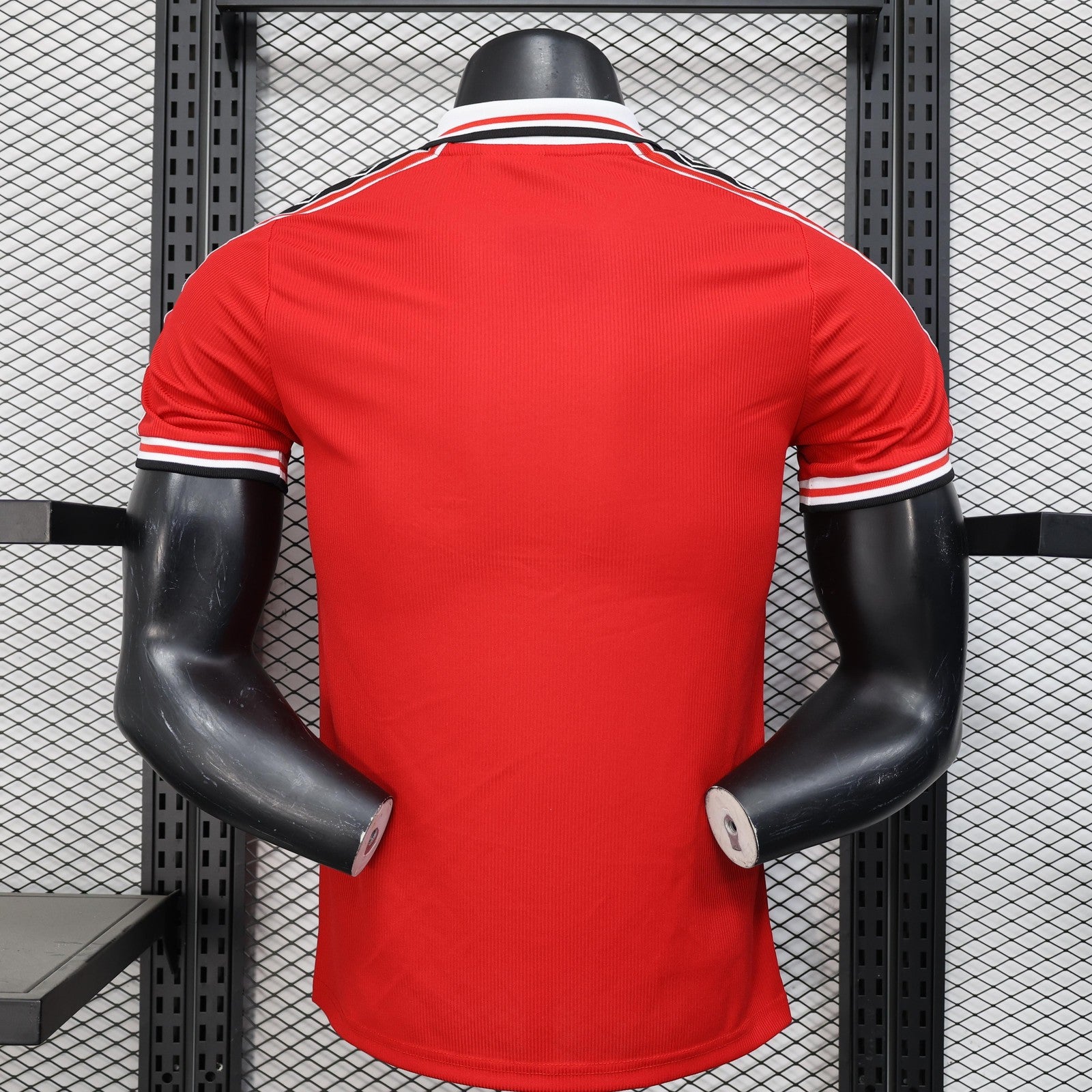 Retro Player M U Home